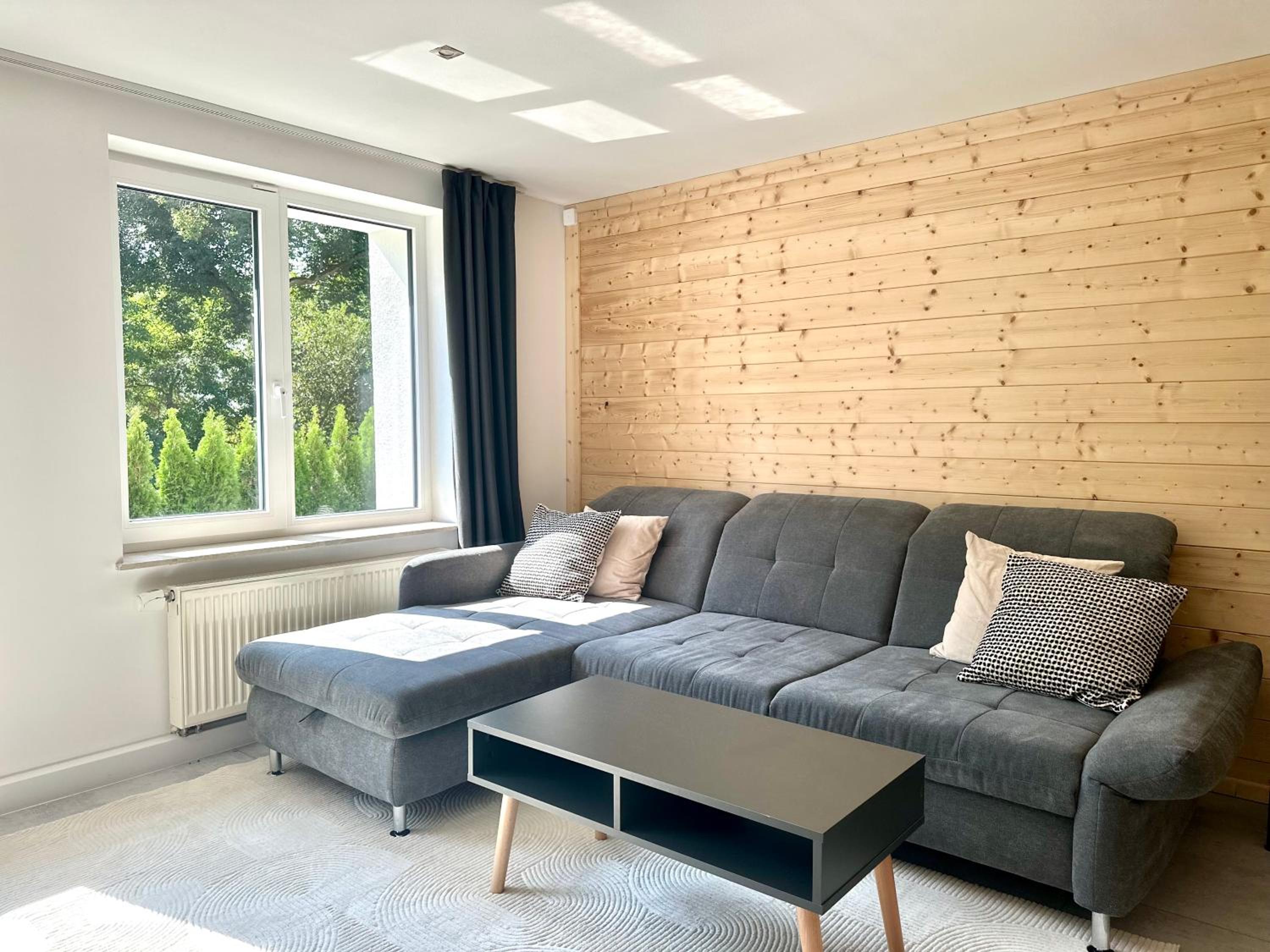 103 m2 geräumiges familienfreundliche Ferienwohnung mit Infrarotsauna in Erfurt