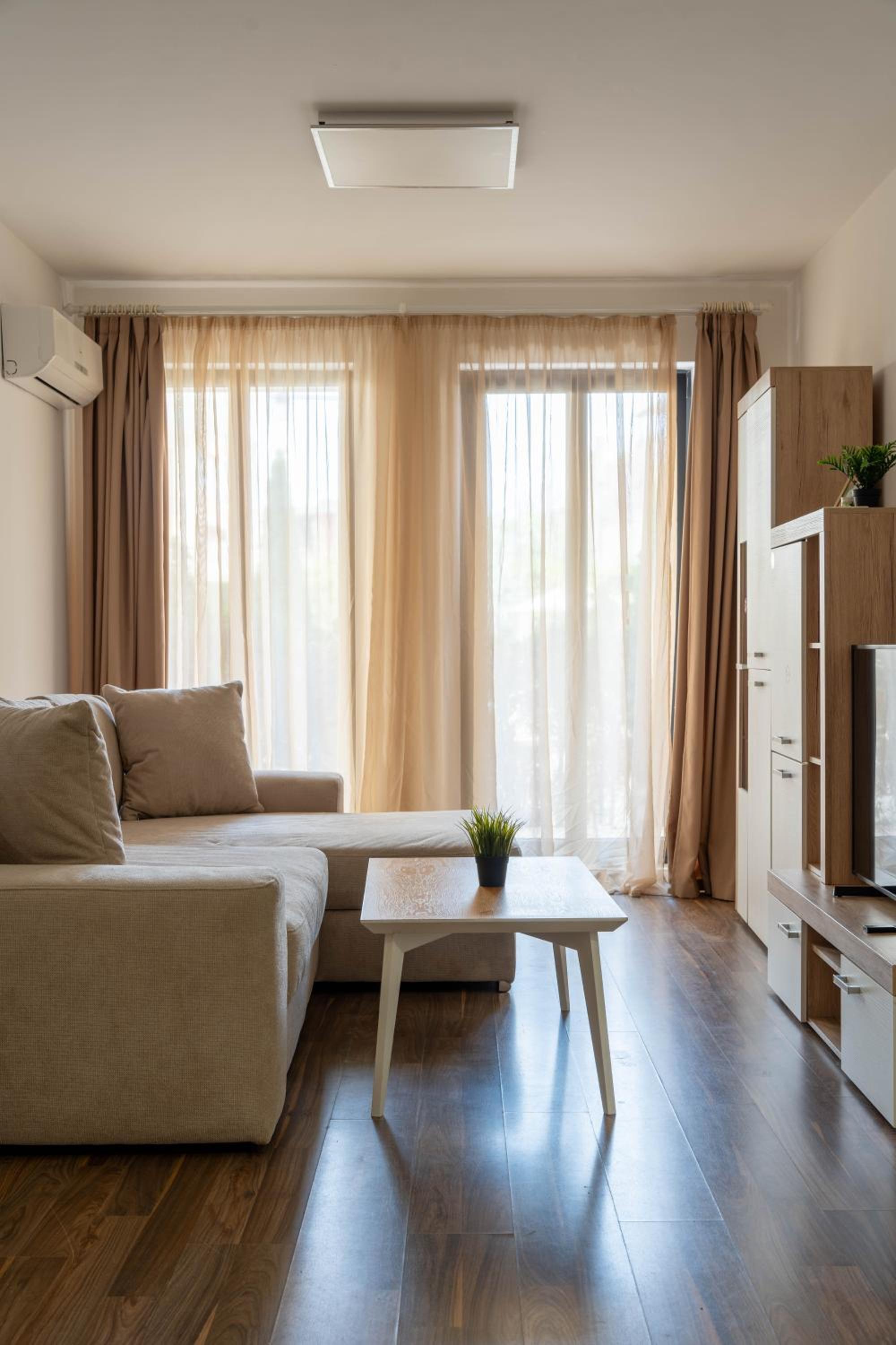 Apartment in Evargreen complex with Terrace