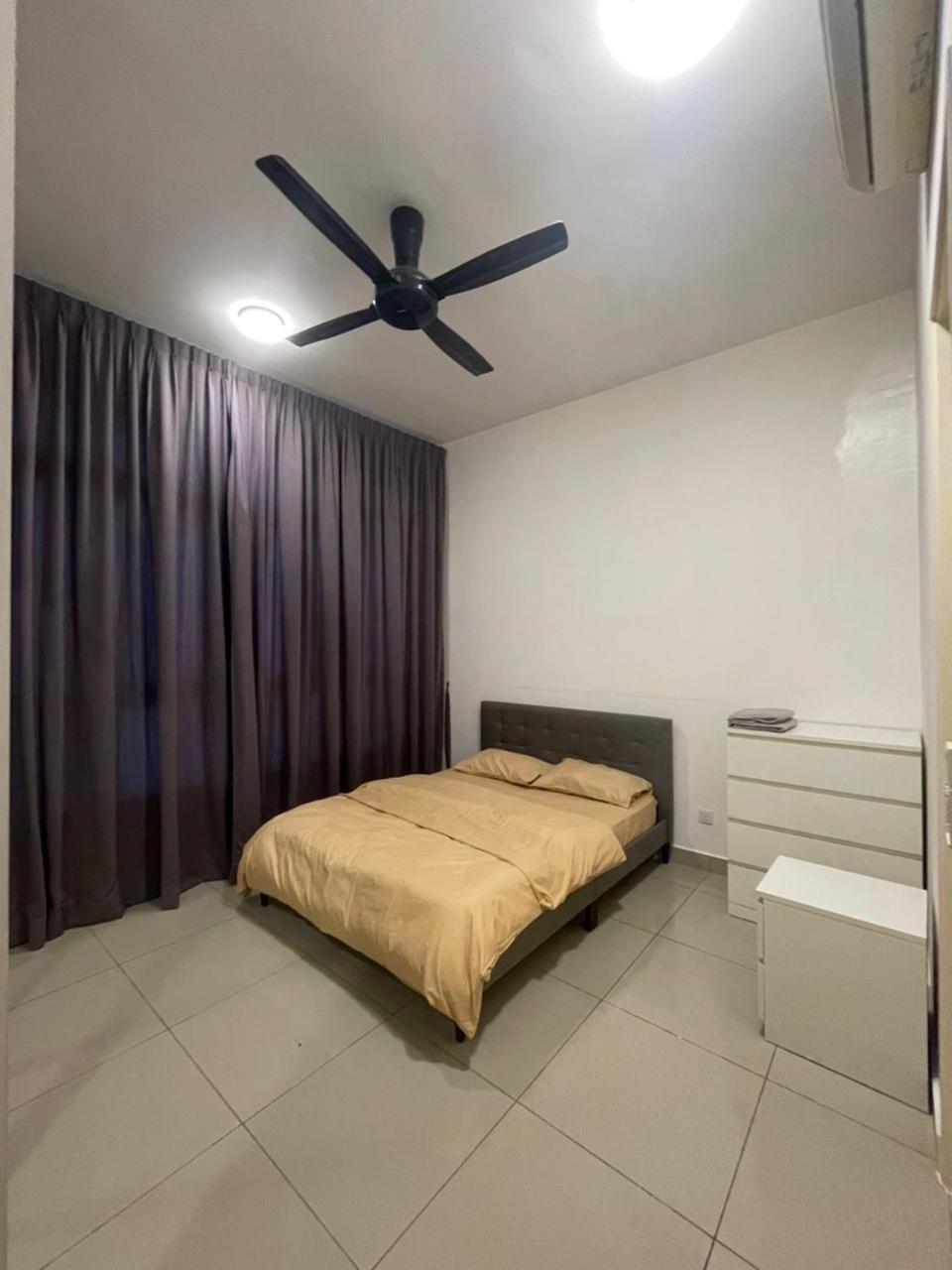 Arinara Homestay Near IOI City Mall Putrajaya 3R2B 5-6Pax at Conezion Residence photo 4
