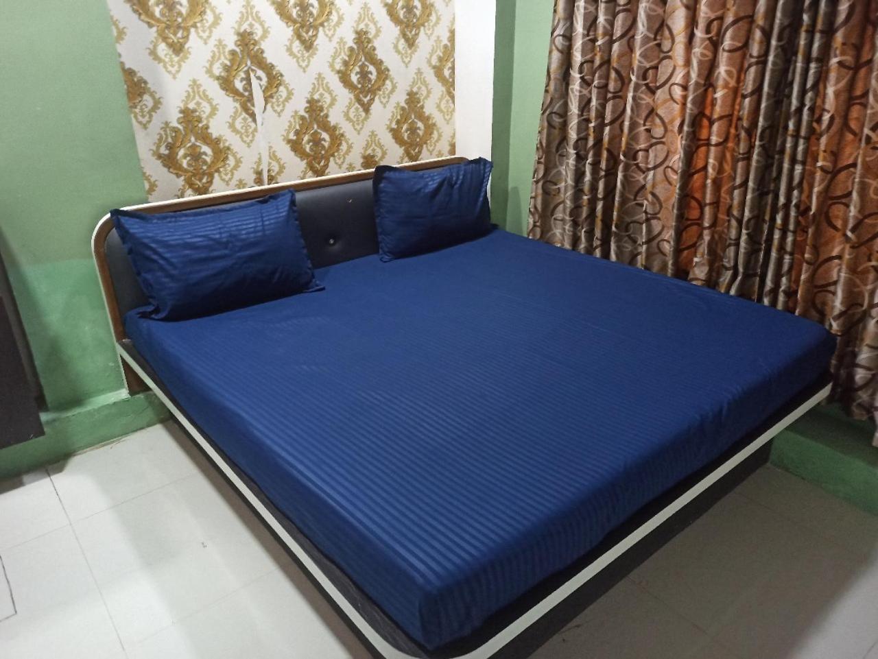 HOTELKARNAWATi