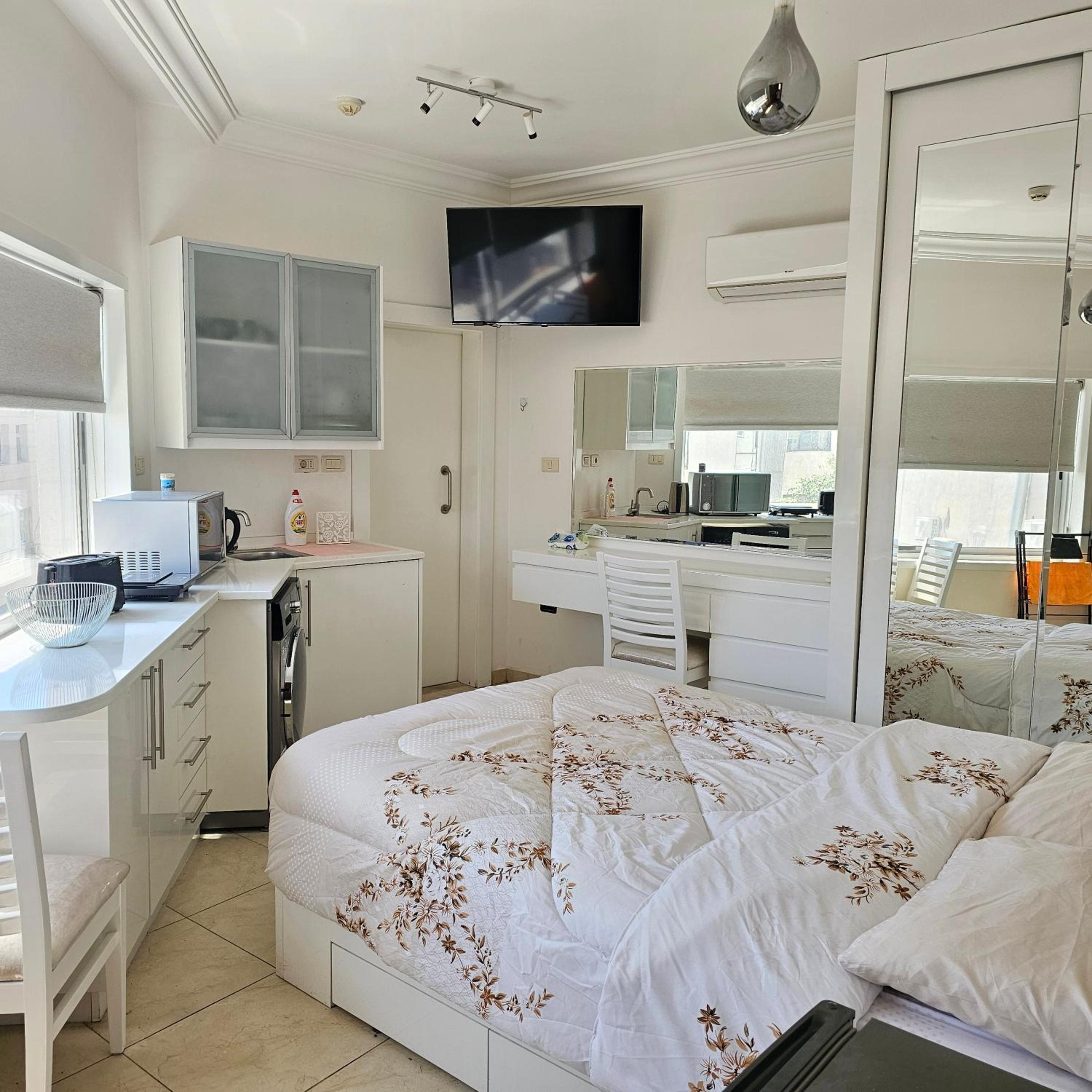 Comfortable studio