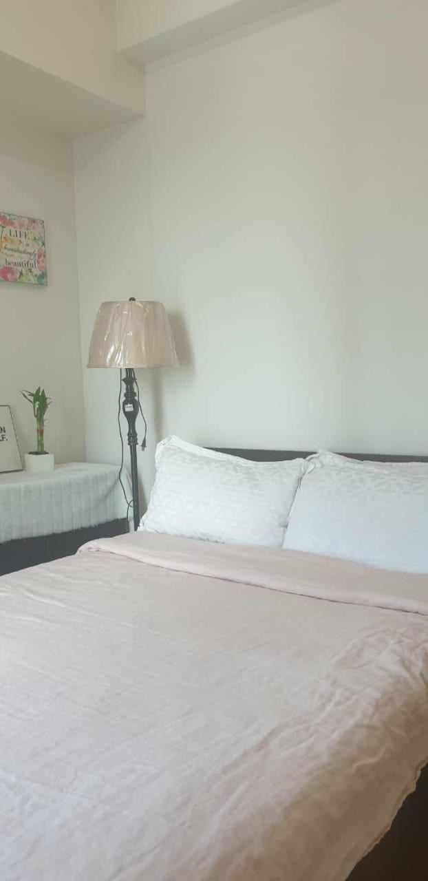 8 Adriatico Condotel Unit Facing Manila Bay view 2