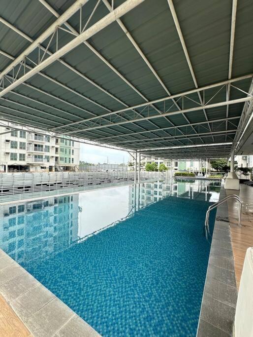 Abreeza Place Tower 1, Studio view 5