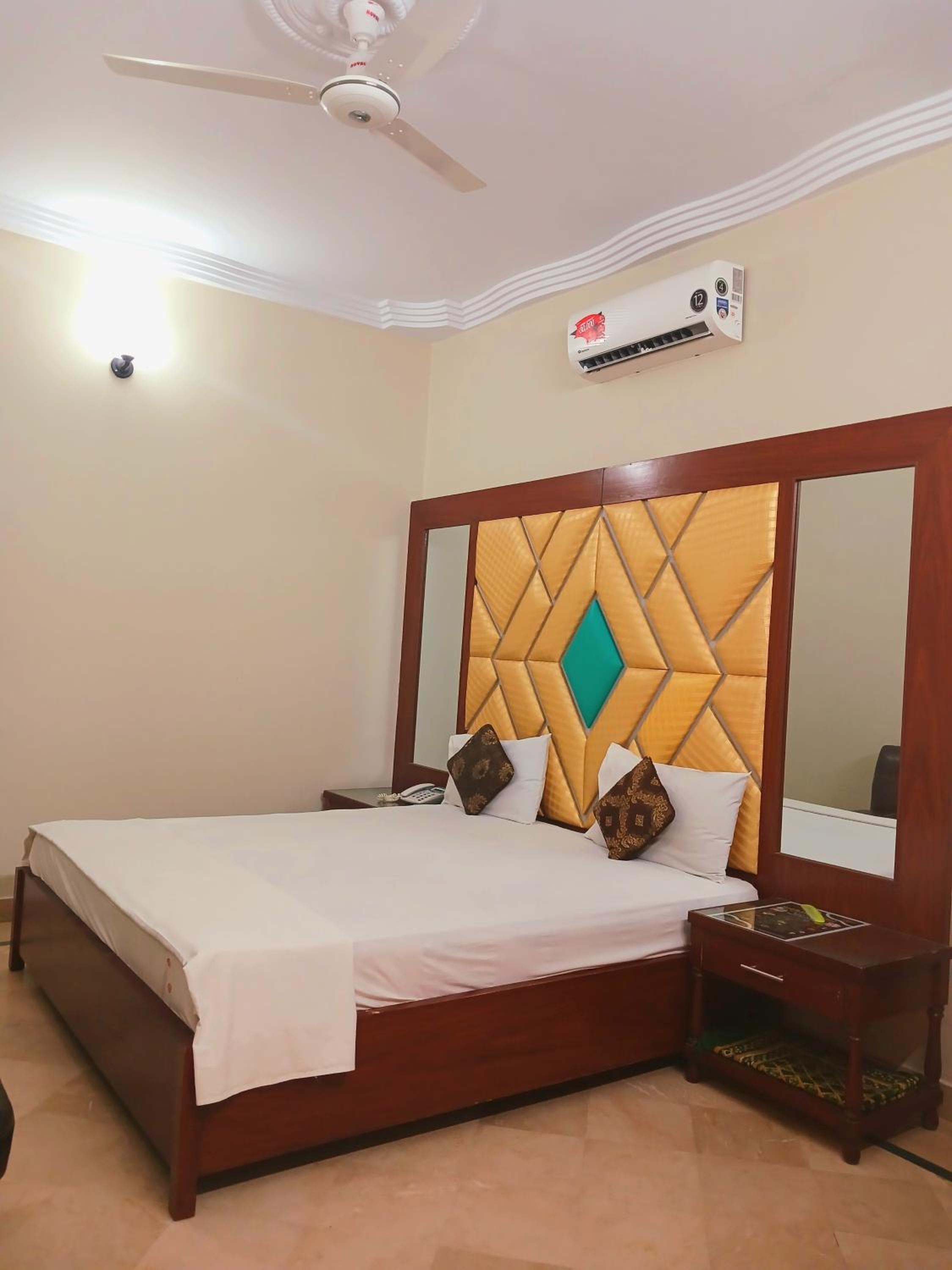 Subhan Residency