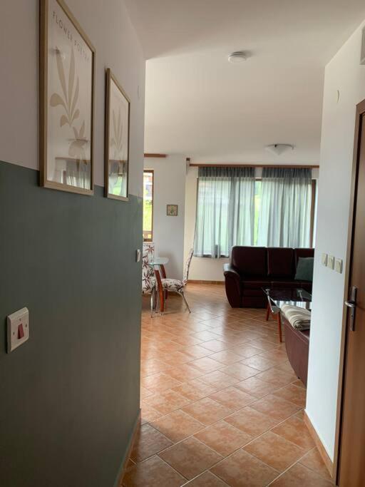 Mountain View Apartment with Balcony & Ski Access nearby - Serendipity