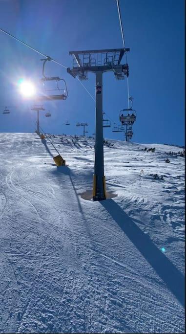 Mountain View Apartment with Balcony & Ski Access nearby - Serendipity
