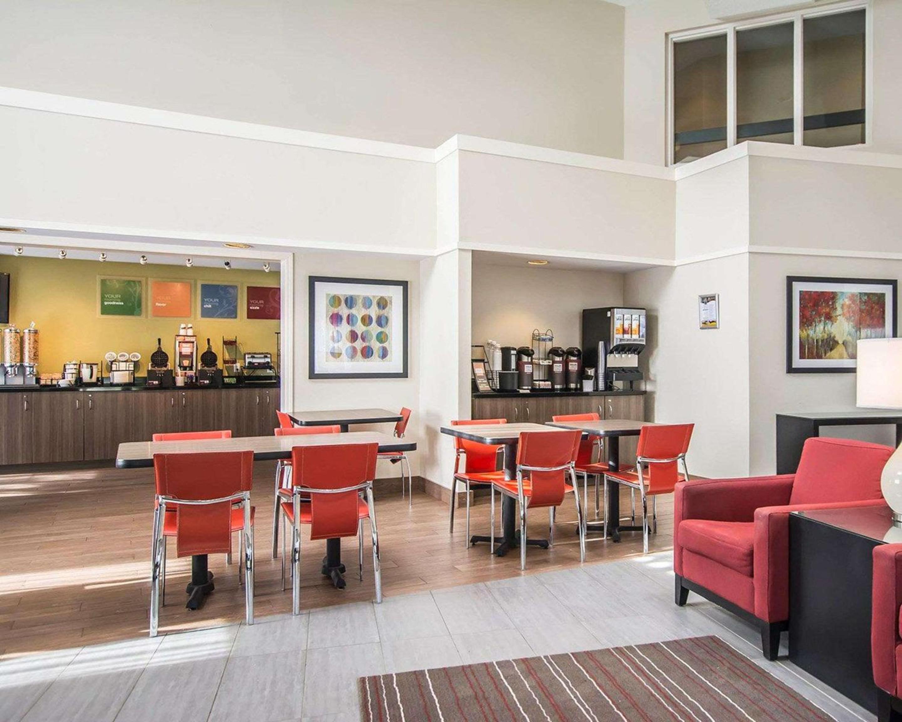 Clarion Pointe
