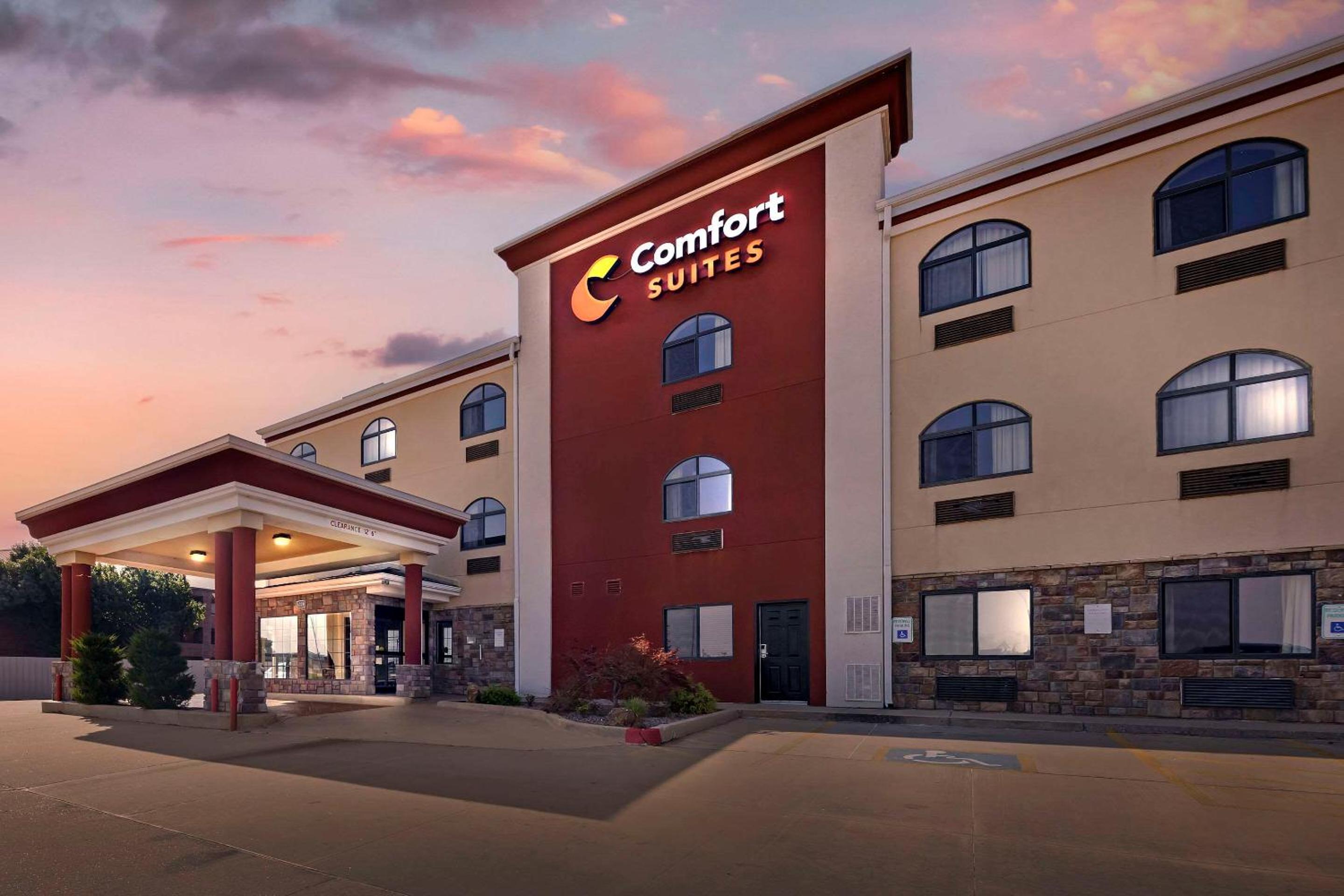 Oklahoma City Vacations - Comfort Suites Fairgrounds West - Property Image 6