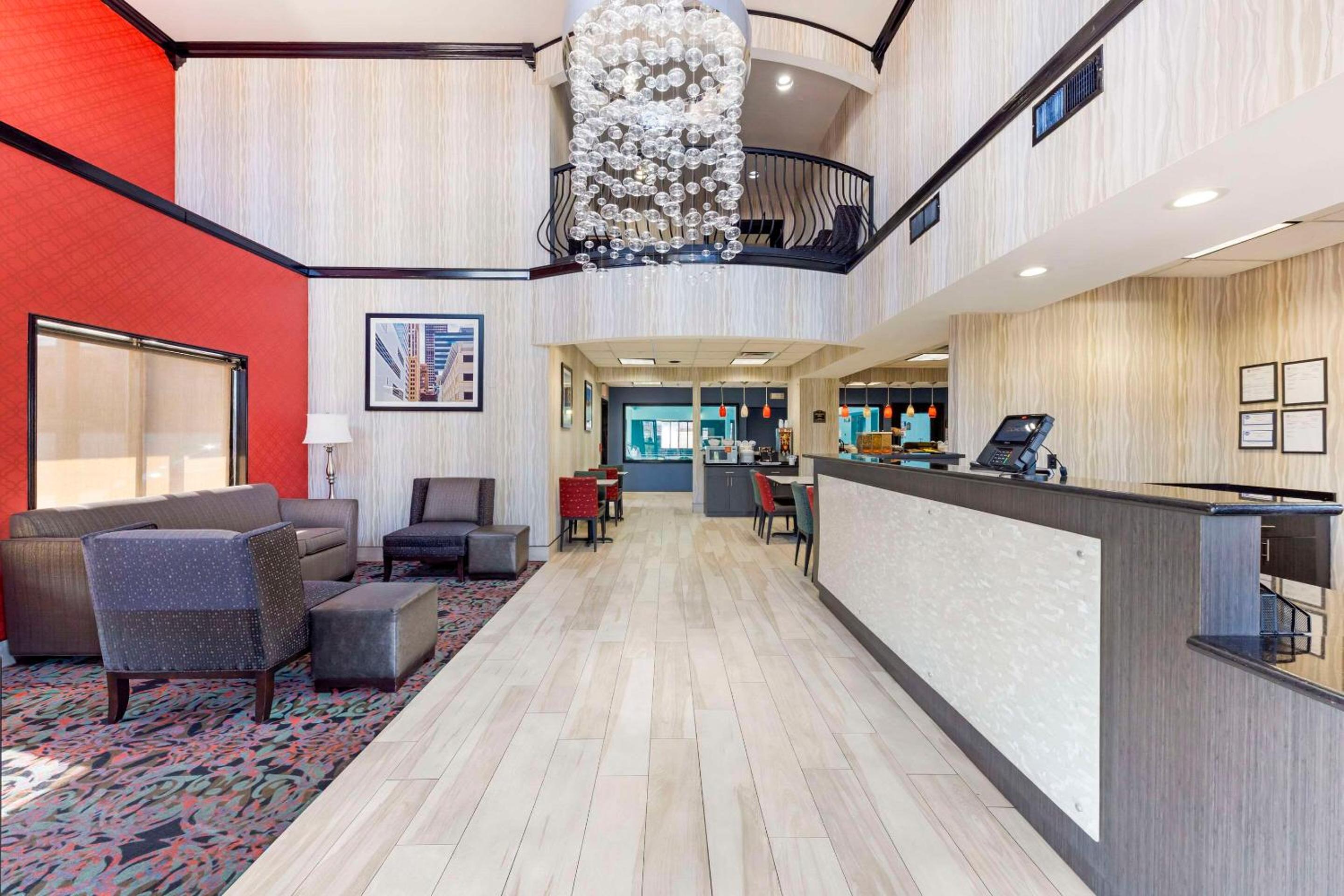 Oklahoma City Vacations - Comfort Suites Fairgrounds West - Property Image 7