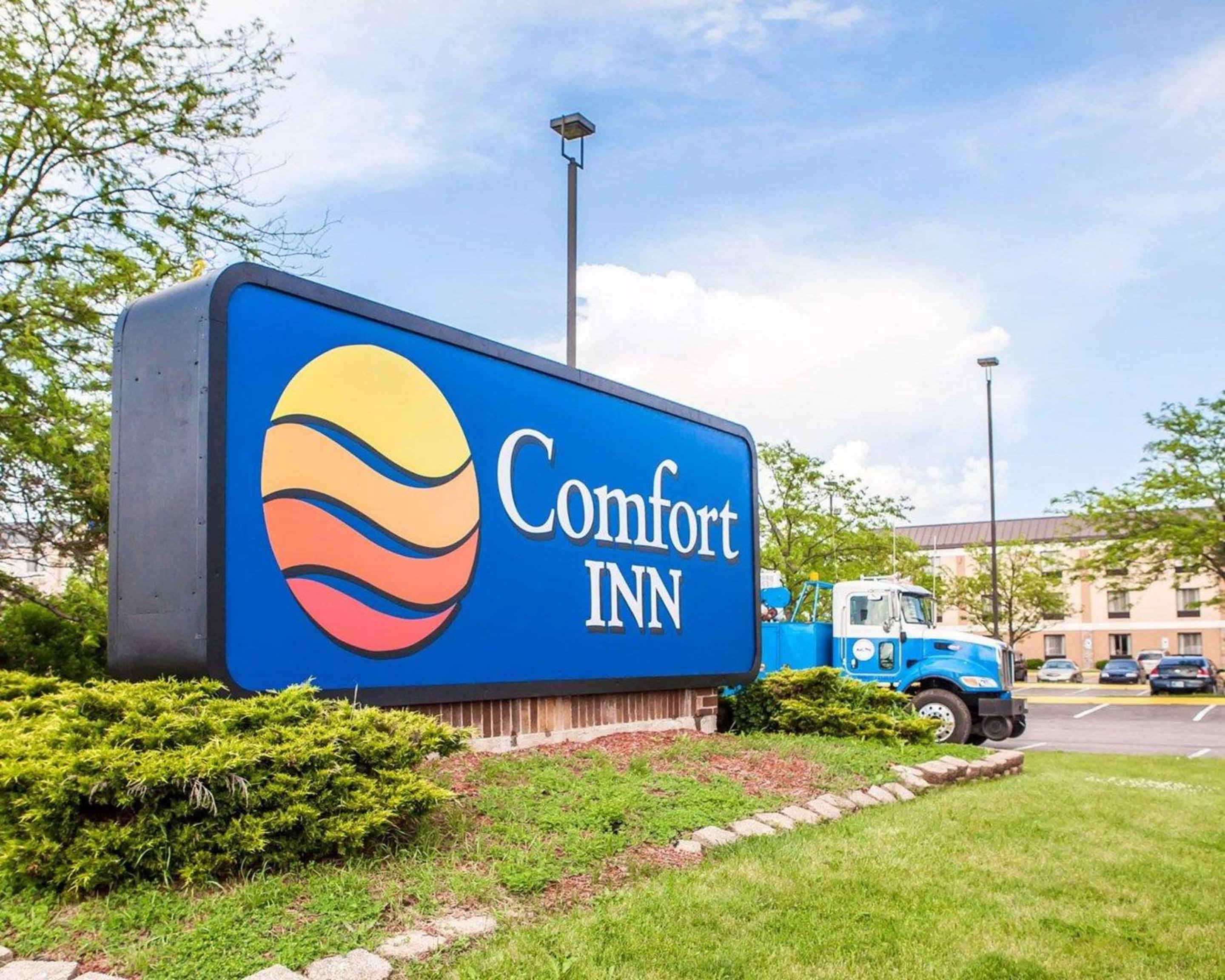 Comfort Inn Bourbonnais near I-57 view 2