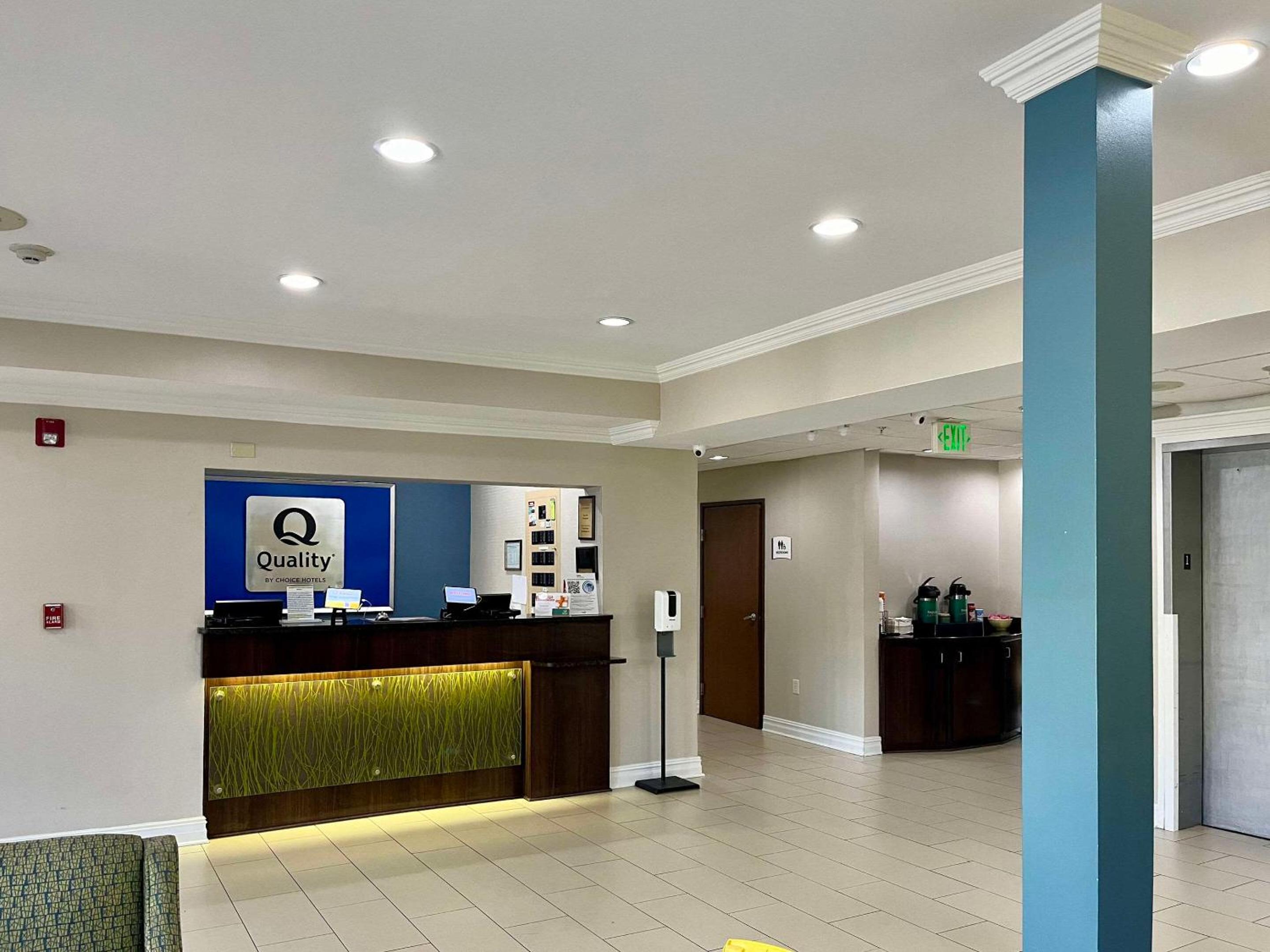 West Monroe Vacations - Quality Inn Suites - Property Image 25