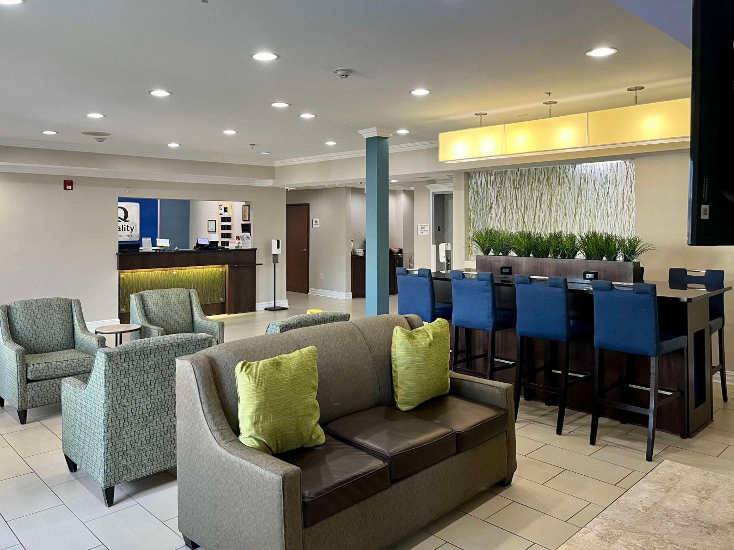 West Monroe Vacations - Quality Inn Suites - Property Image 24
