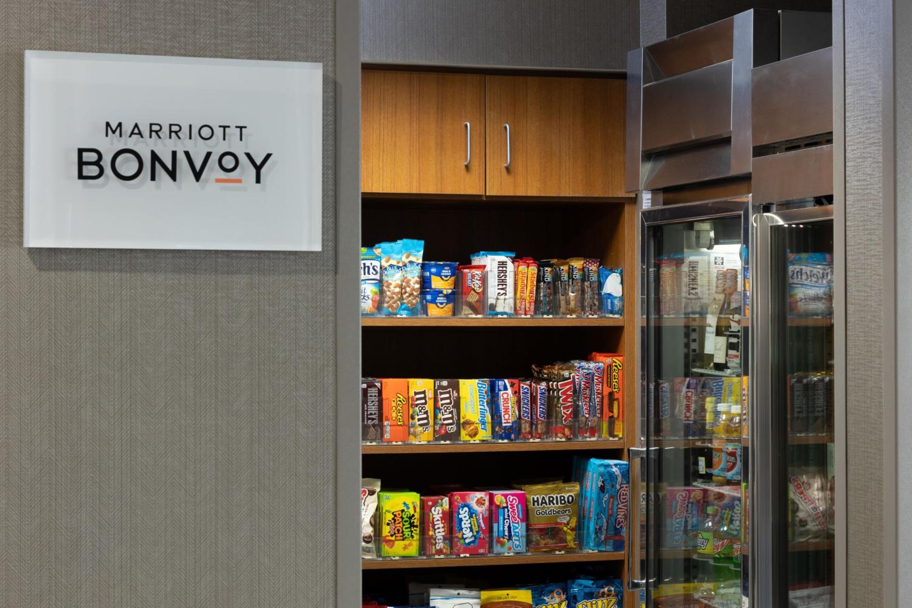 SpringHill Suites by Marriott Sacramento Roseville - Property Image 11