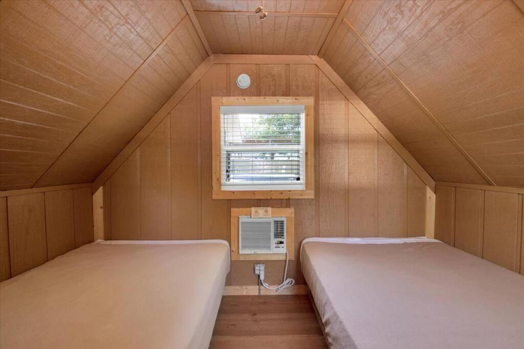 Cozy Cabin Near Dollywood view 5