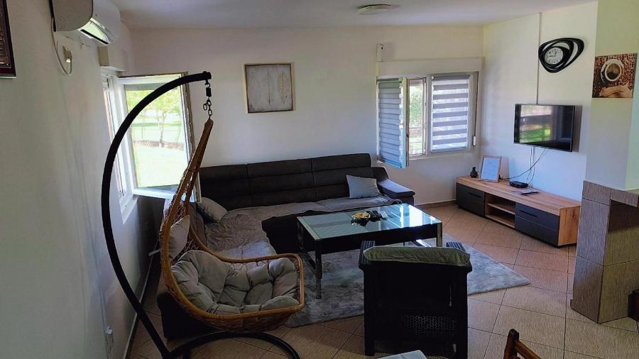 Villa PeSa, Luxury Pool & Spa Retreat