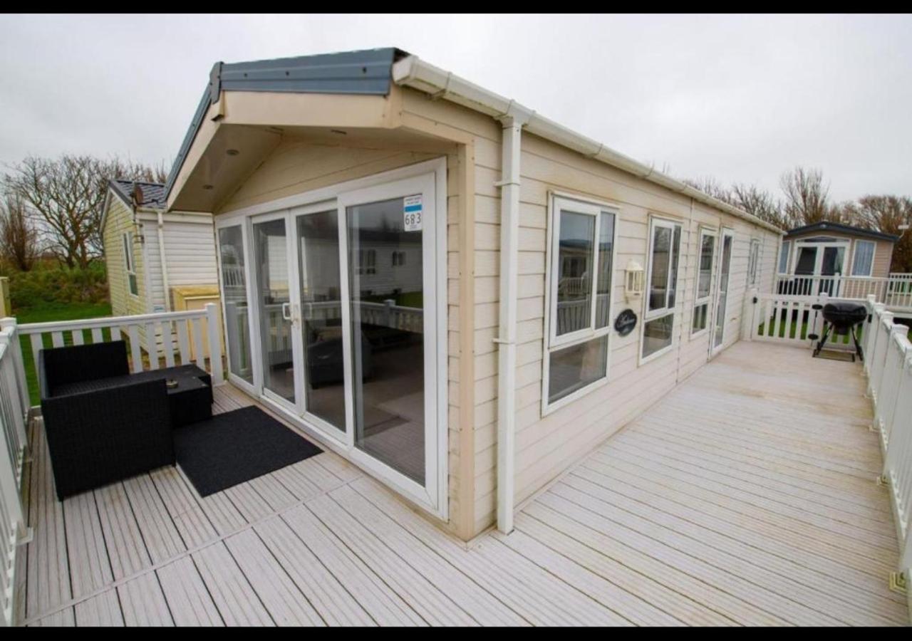 MP683 - Parkdean Resorts, Camber Sands view 2
