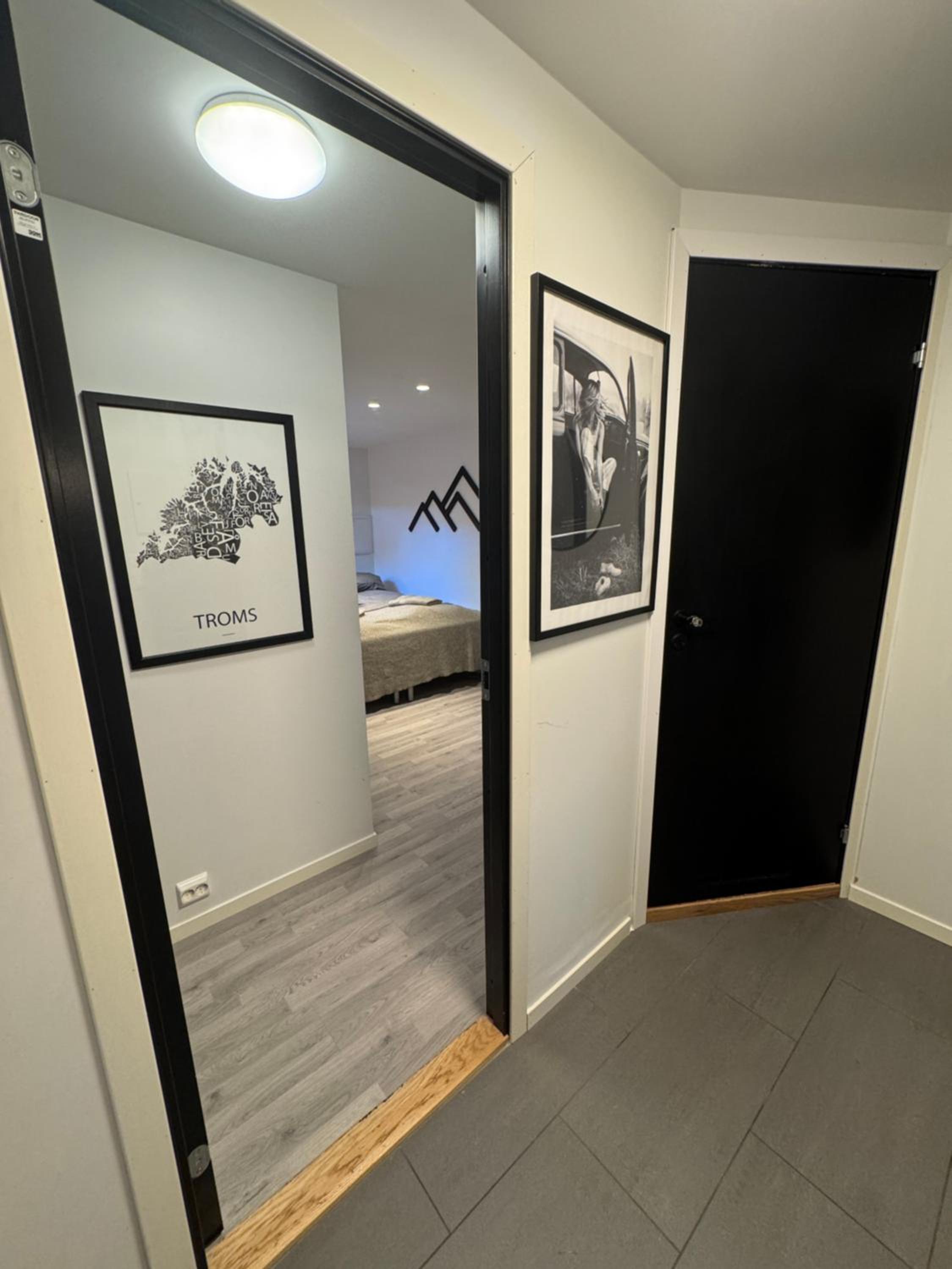 Aurora Polaris Apartment - Outdoor Sauna - FREE Parking - 750m from City Center view 4