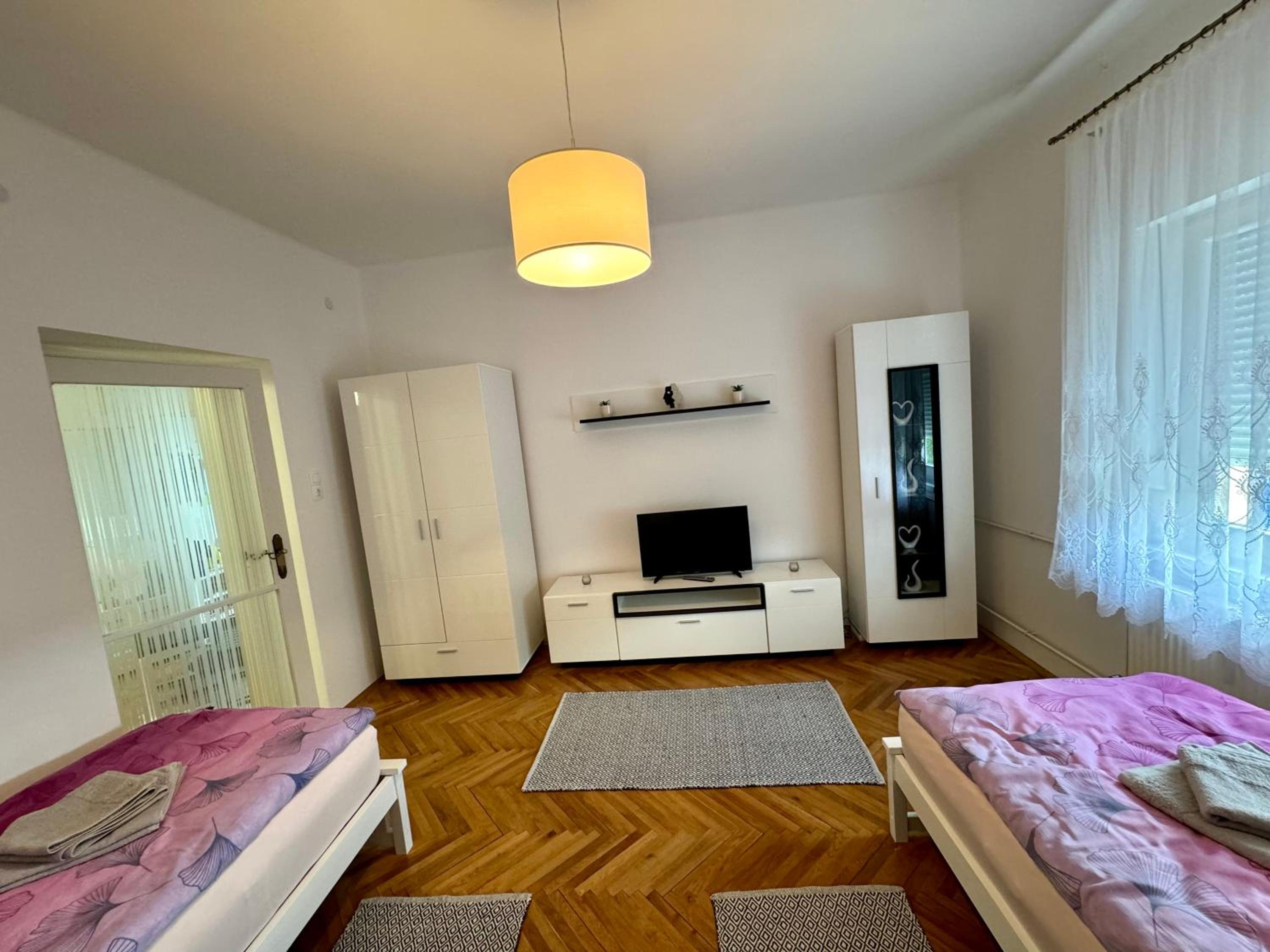 Nyugalom Szigete Apartmanok