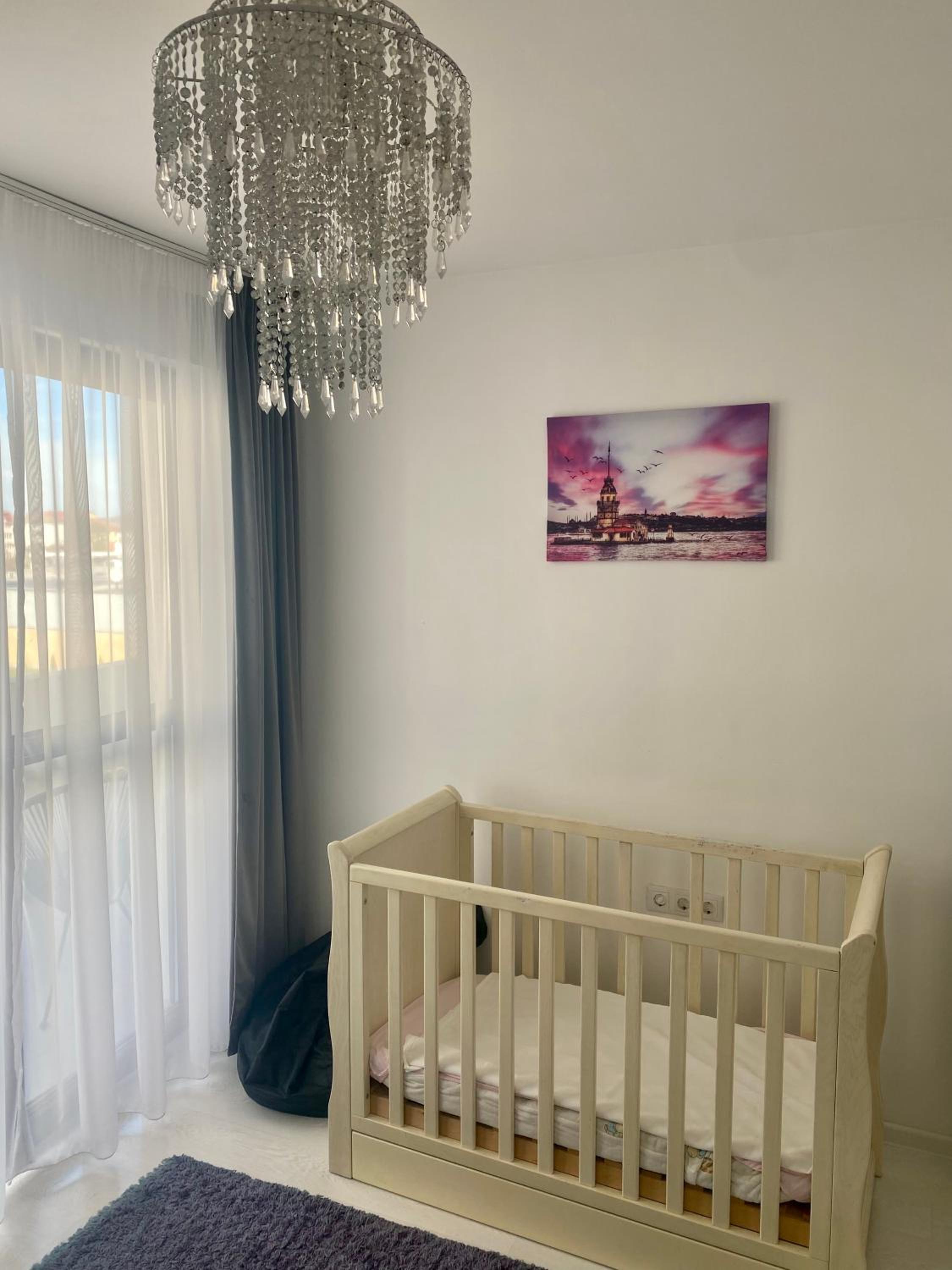 White Luxury Apartment view 5