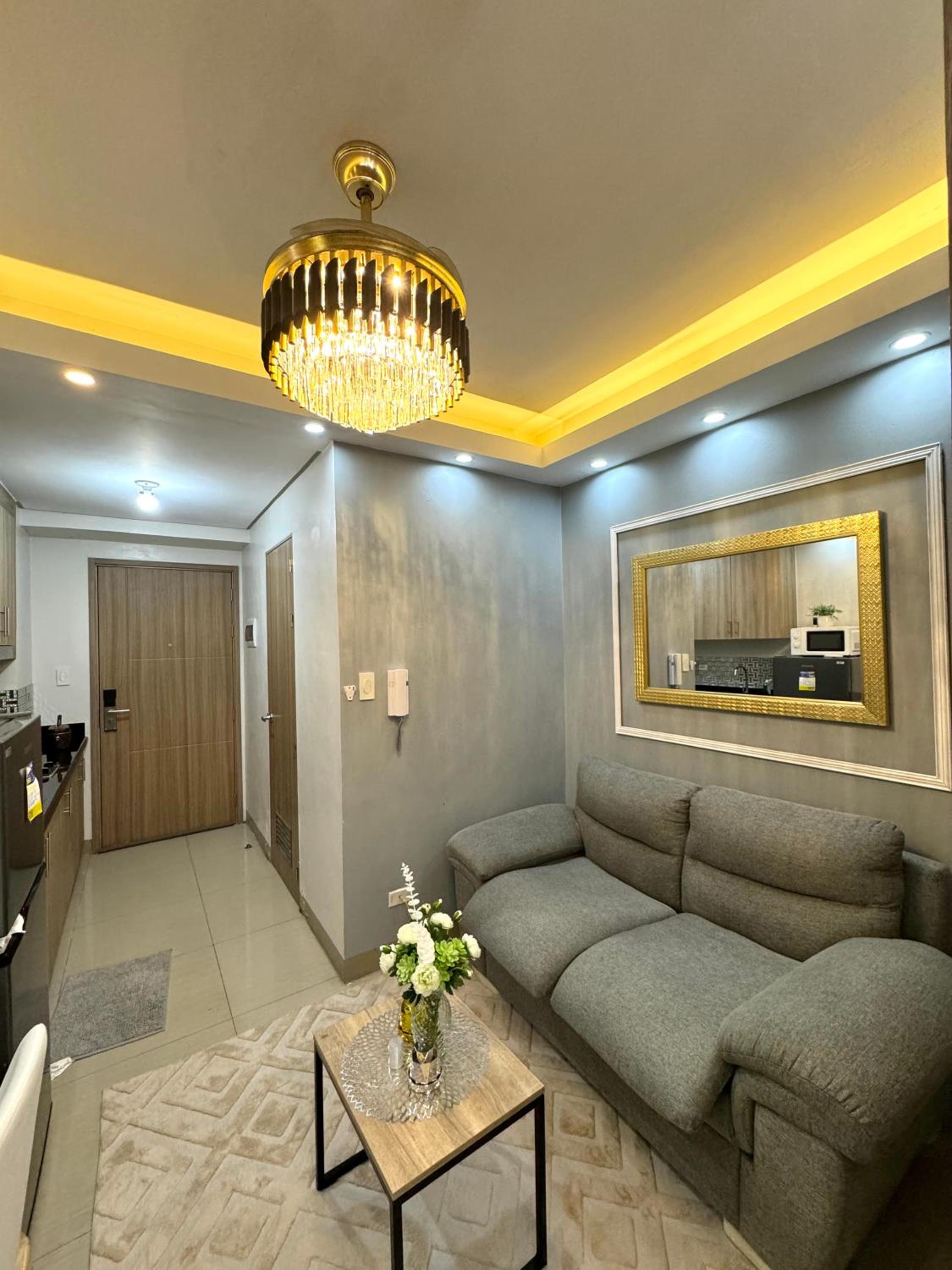 Gray Room Shore 2 Residences view 3