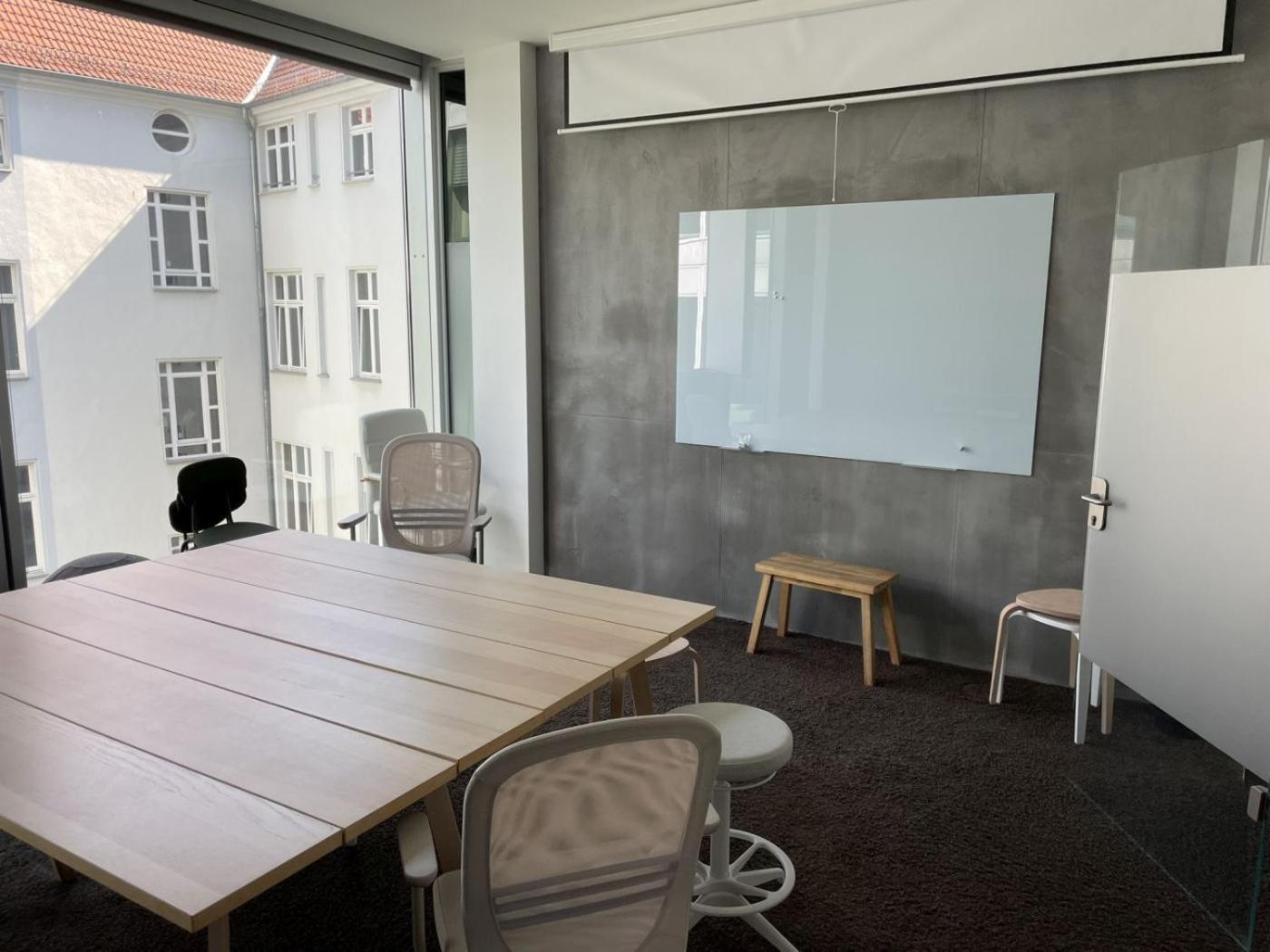 Heart of Gold Hostel & Capsules Berlin
