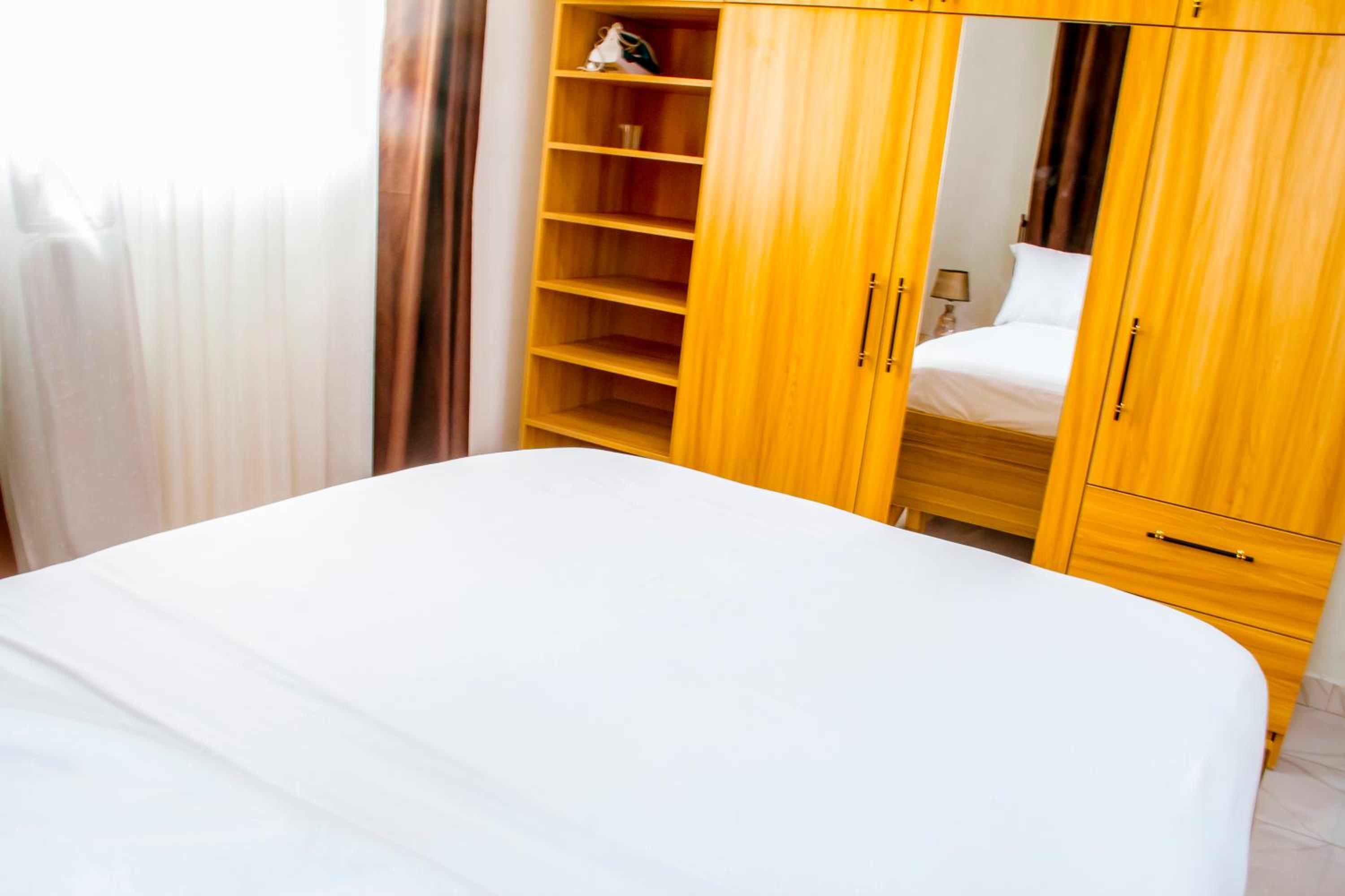 Vienama Residence 2 mins drive to Labadi Beach
