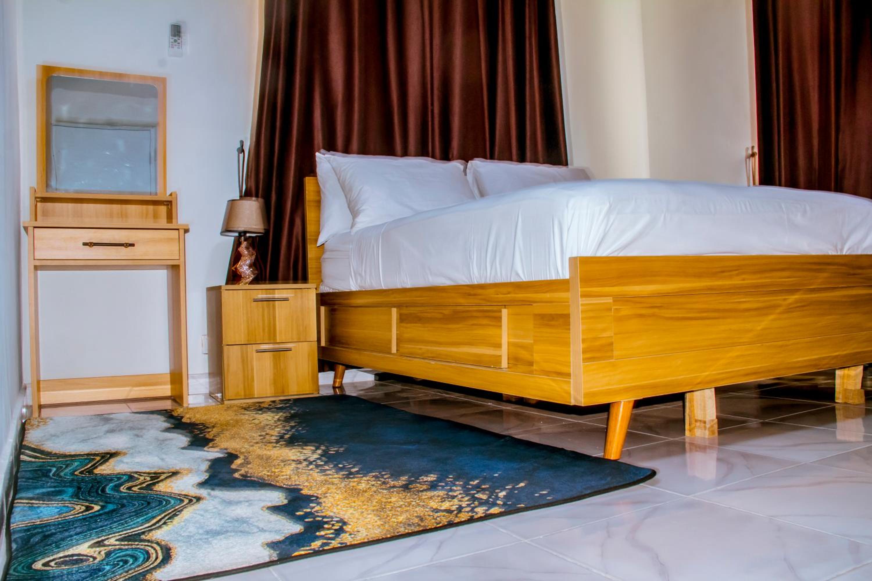 Vienama Residence 2 mins drive to Labadi Beach