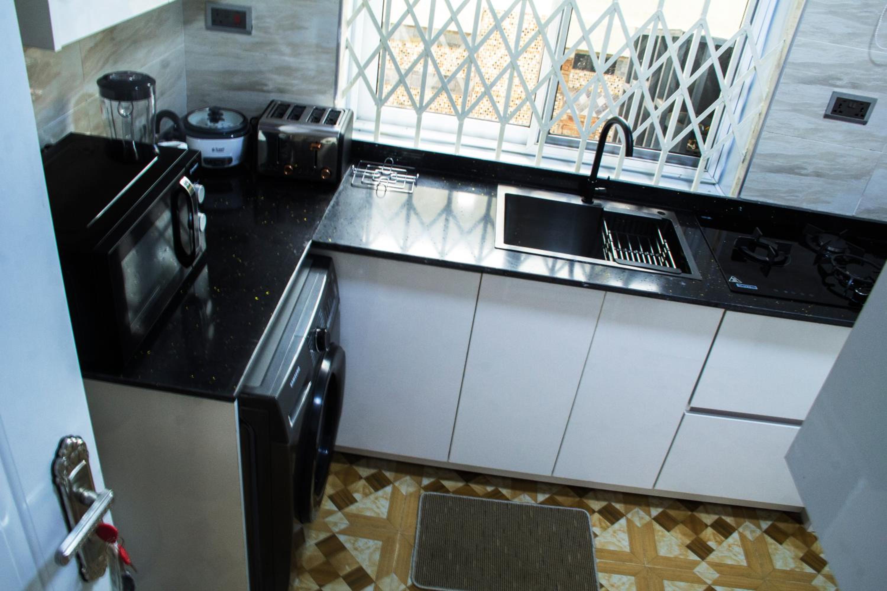 Vienama Residence 2 mins drive to Labadi Beach