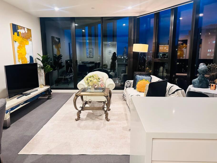 Grand Bayview Corporate Residency