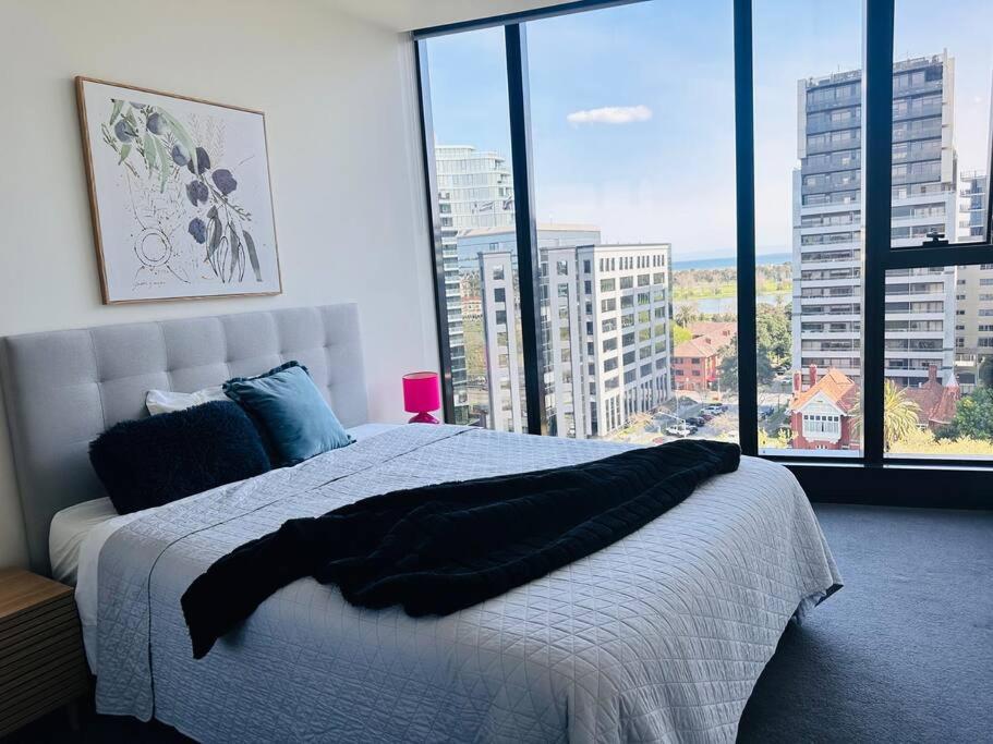 Grand Bayview Corporate Residency