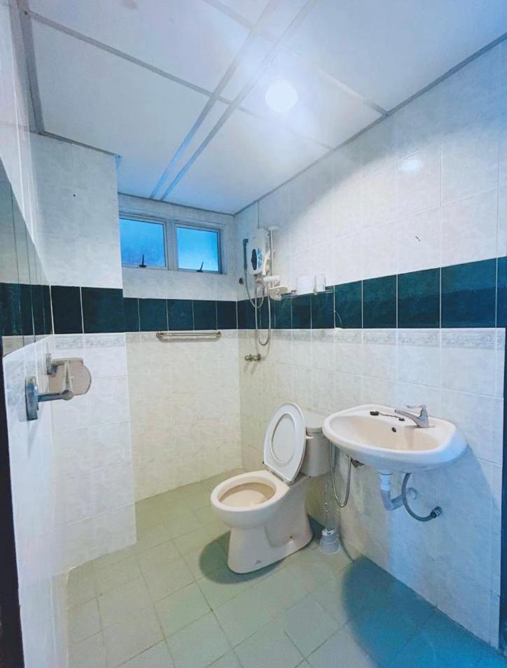 Glory Beach Duplex Ocean View - 8Pax 3BR & FREE Disney Hotstar photo 4