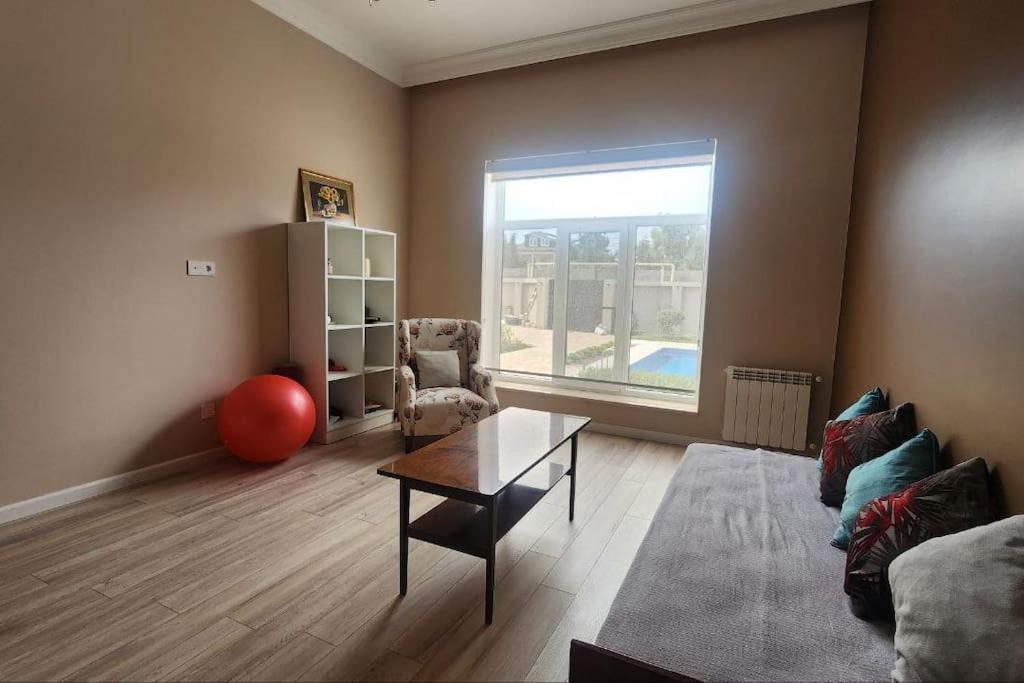 Villa with Pool in Mardakan, Baku villages area