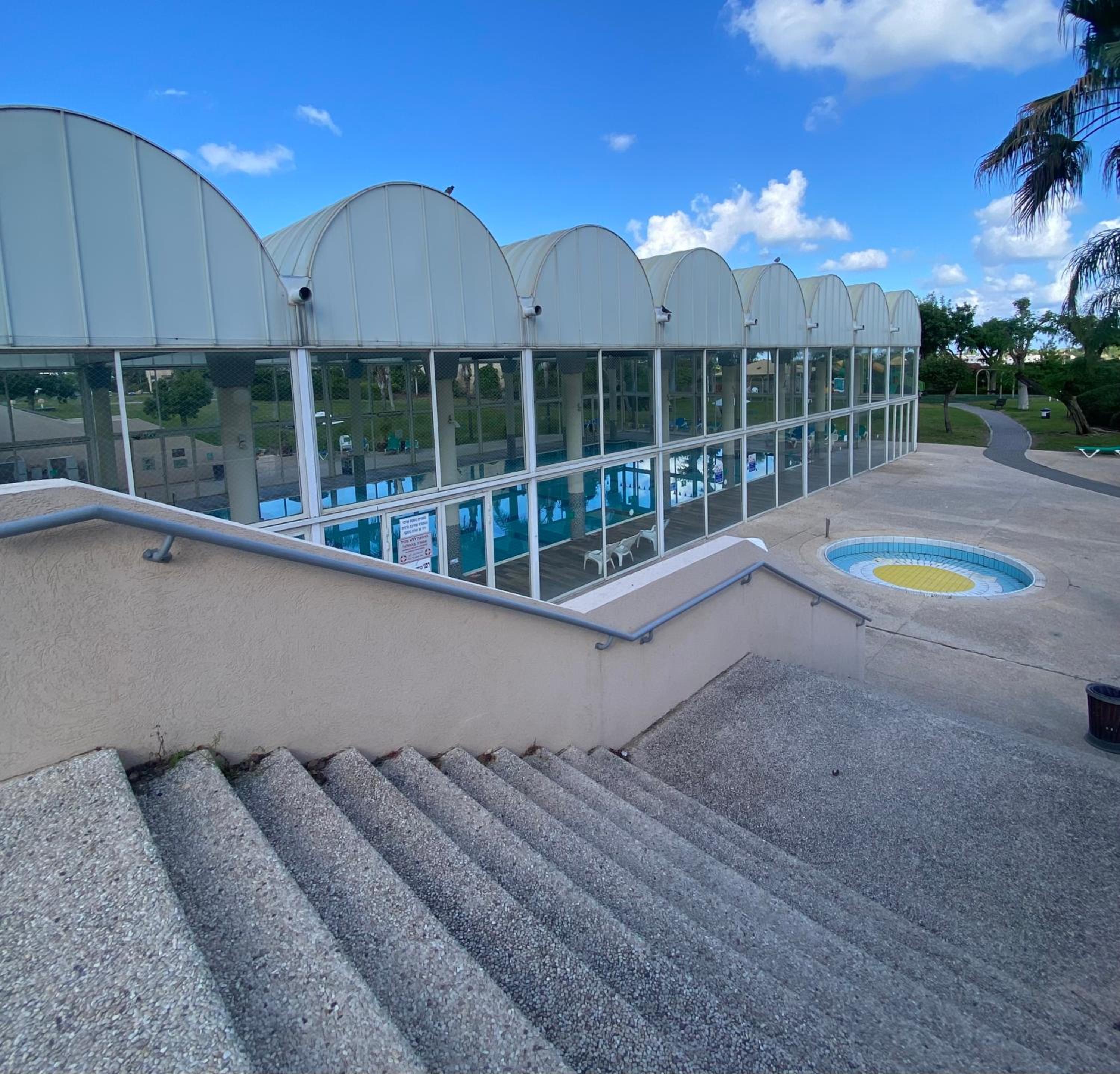 Meshi suite , Ceasrea view 4