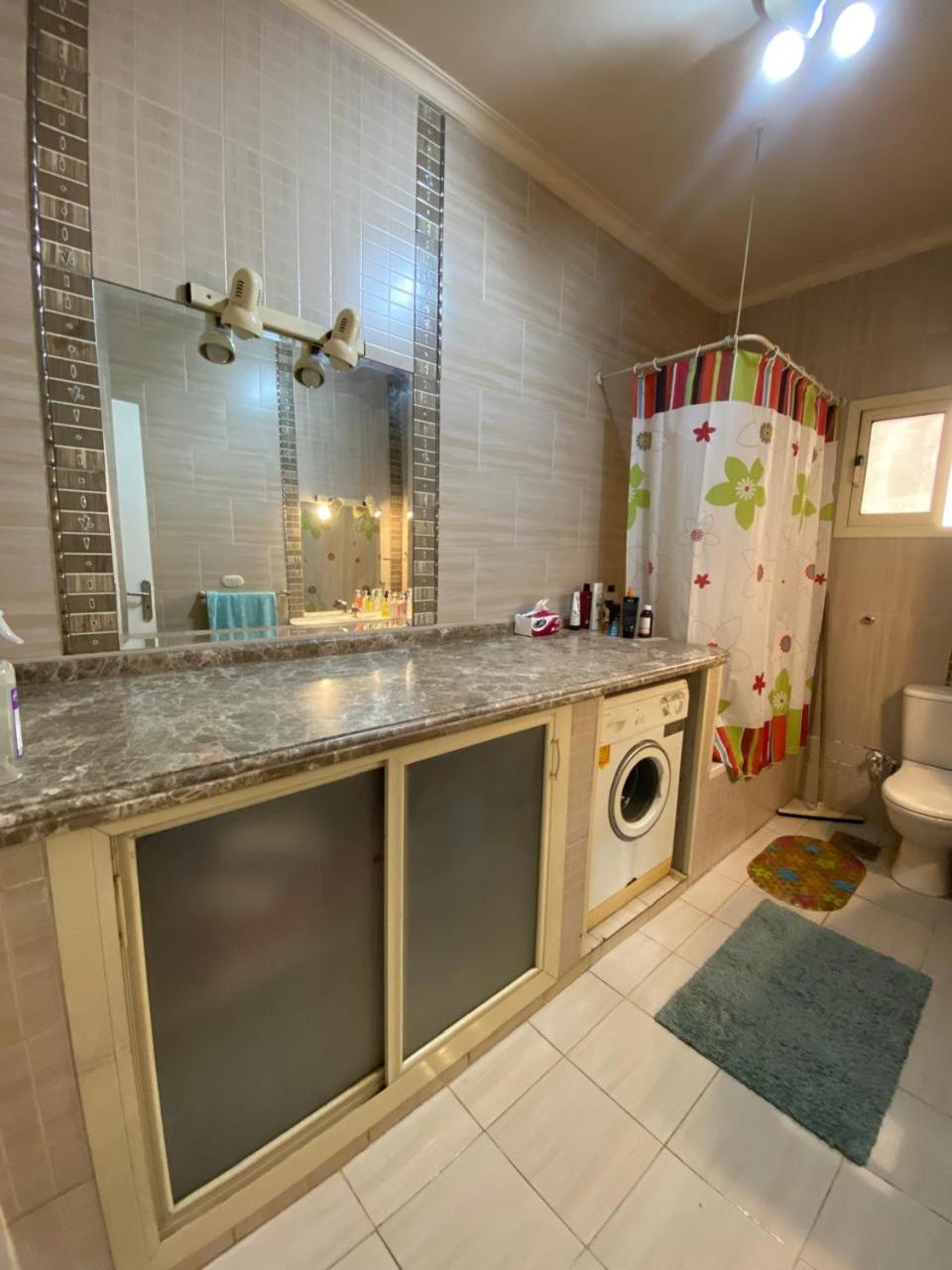 Vintage room in Elite home