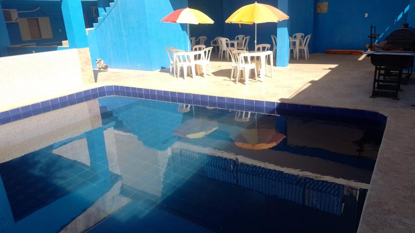 Casa Grande Seis suites Piscina Churrasqueira