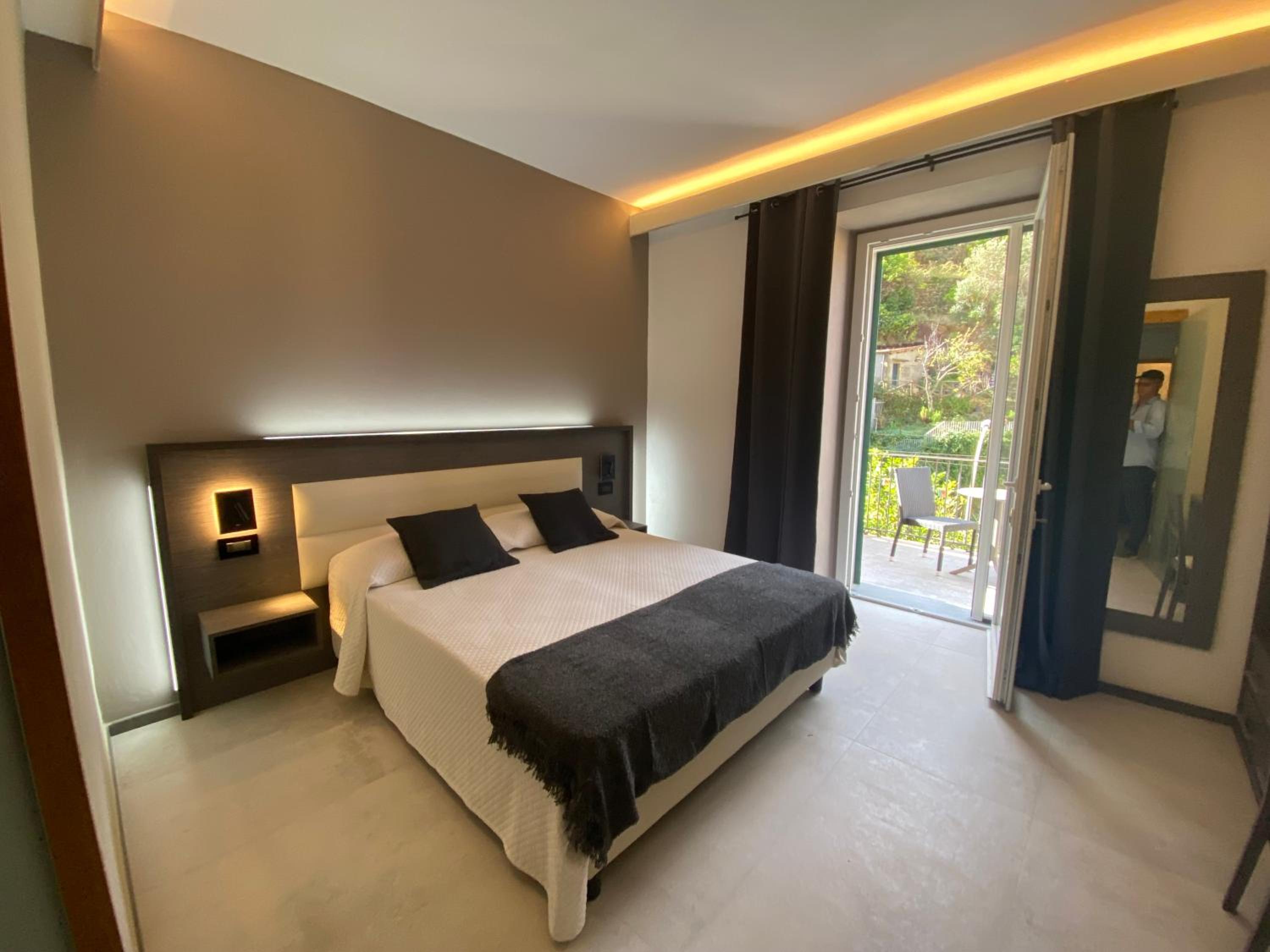 Cà Marilù en Riomaggiore — hotel room
