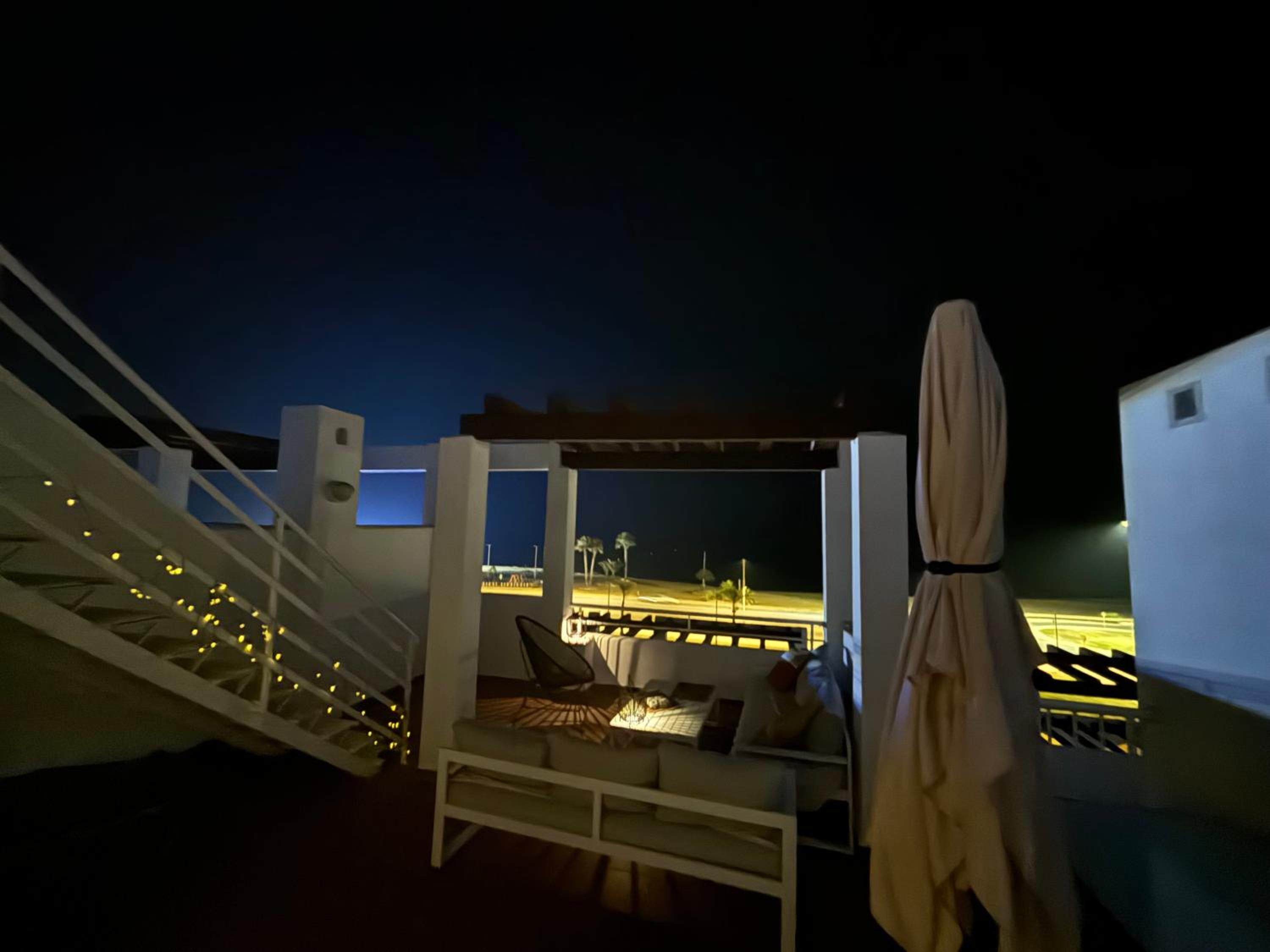 Ático en primera línea de playa photo 2