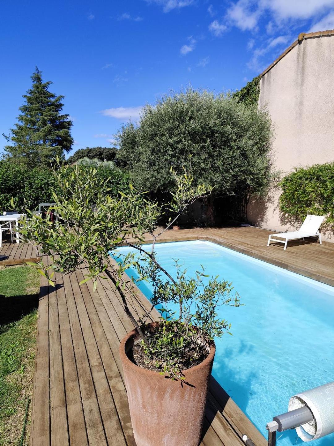 Chambre studio indépendante au calme avec piscine et climatisation, photo 3