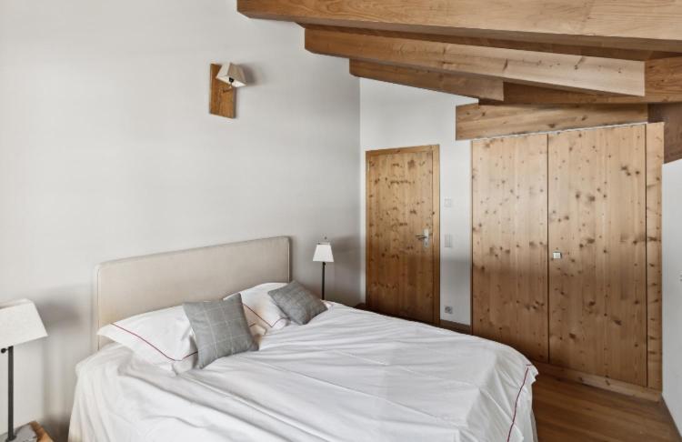 Neue Wohnung mit drei Schlafzimmern in Gsteig bei Gstaad