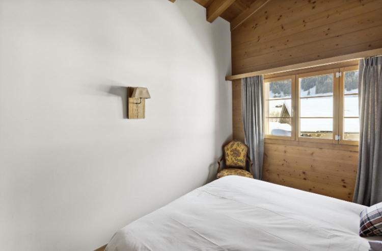 Neue Wohnung mit drei Schlafzimmern in Gsteig bei Gstaad