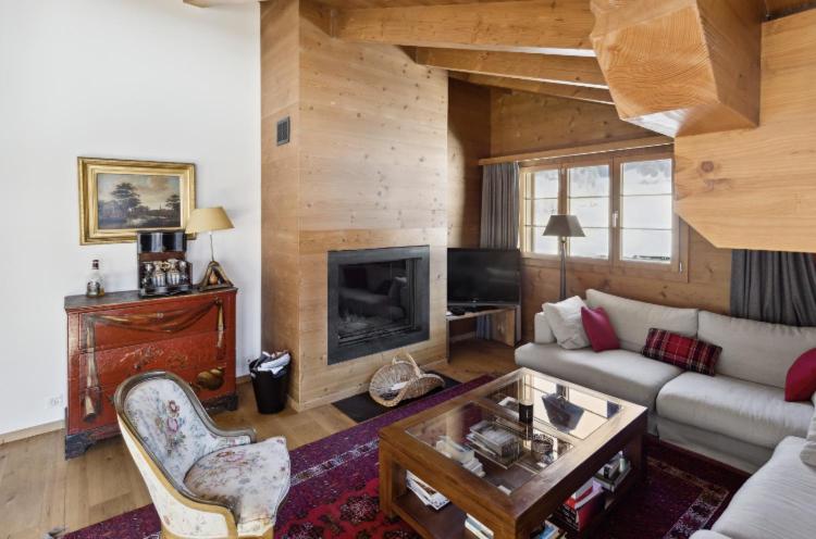 Neue Wohnung mit drei Schlafzimmern in Gsteig bei Gstaad