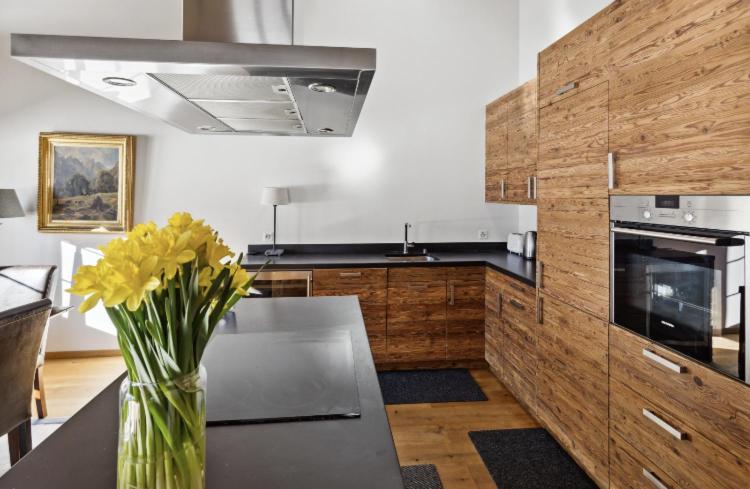 Neue Wohnung mit drei Schlafzimmern in Gsteig bei Gstaad