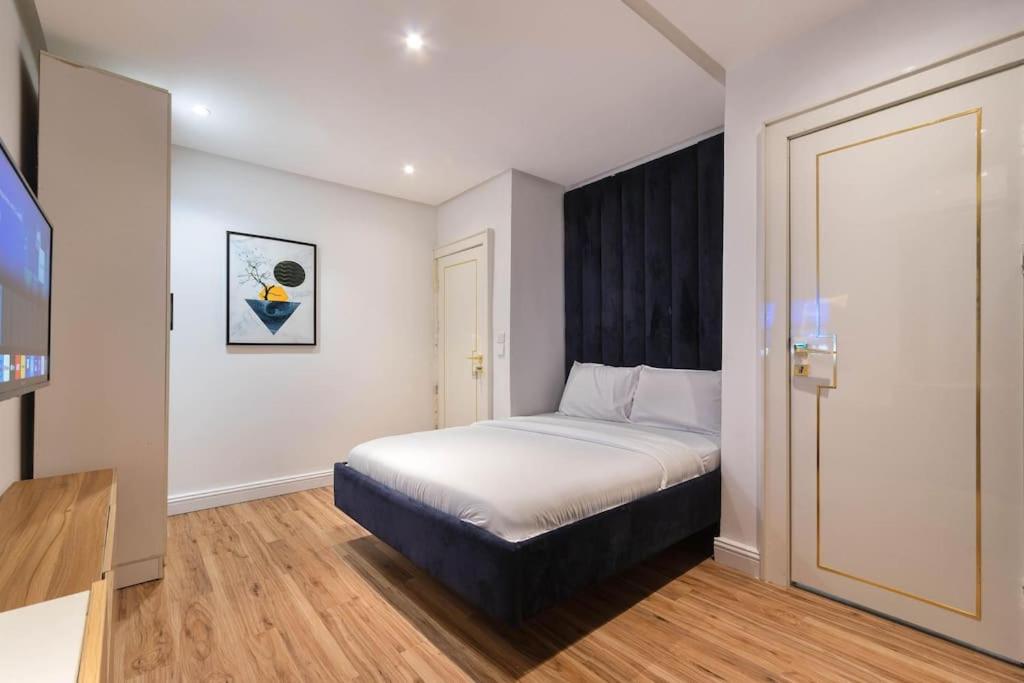 luxurious 4 bedroom duplex