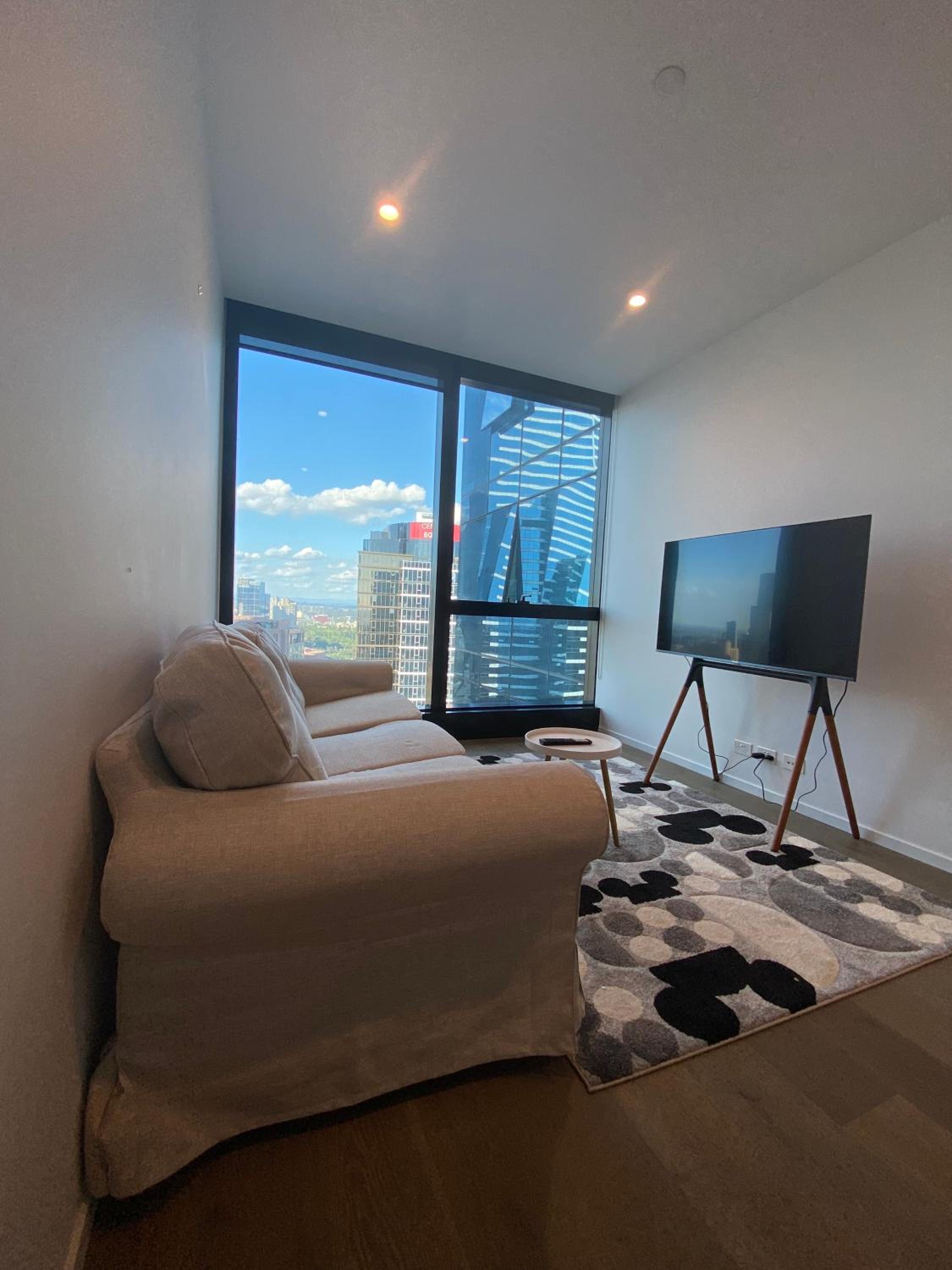 Aus108 - 1BR with breathtaking city views near crown walk to CBD