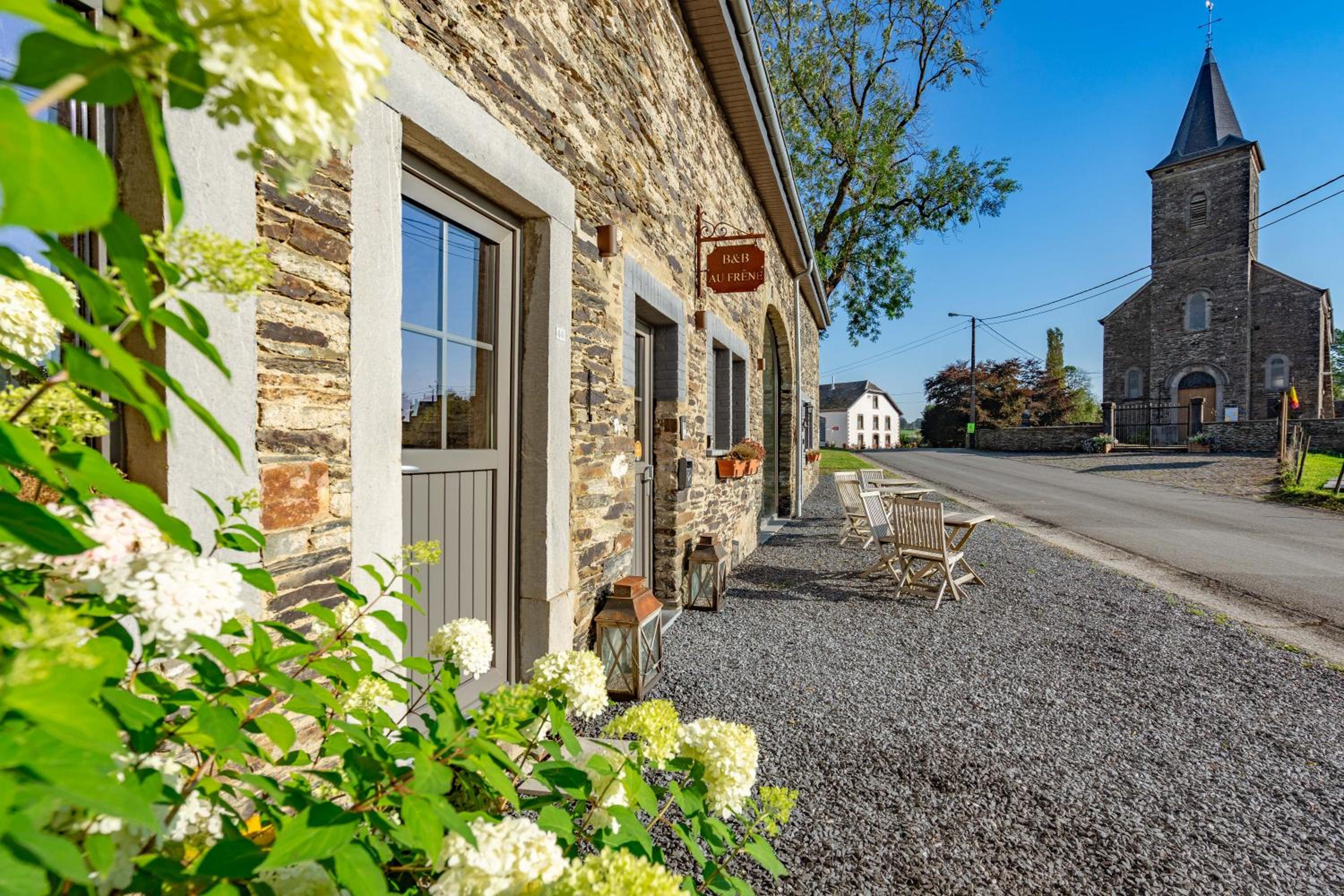 Hotel Au Frêne - Image 1