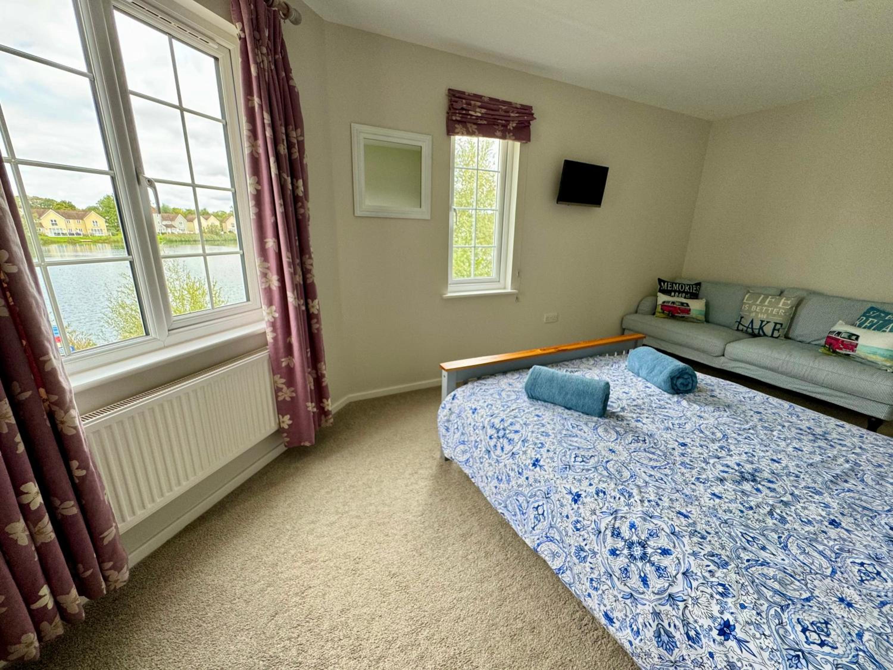 Somerford Lake House view 5