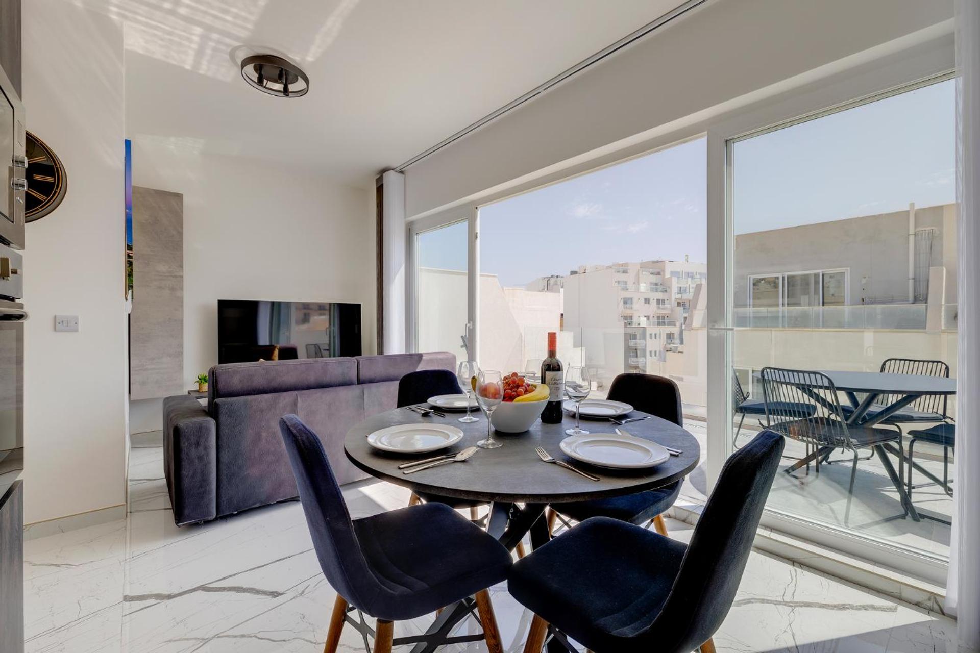 Chic Apartment Stays by Buena Vista view 5