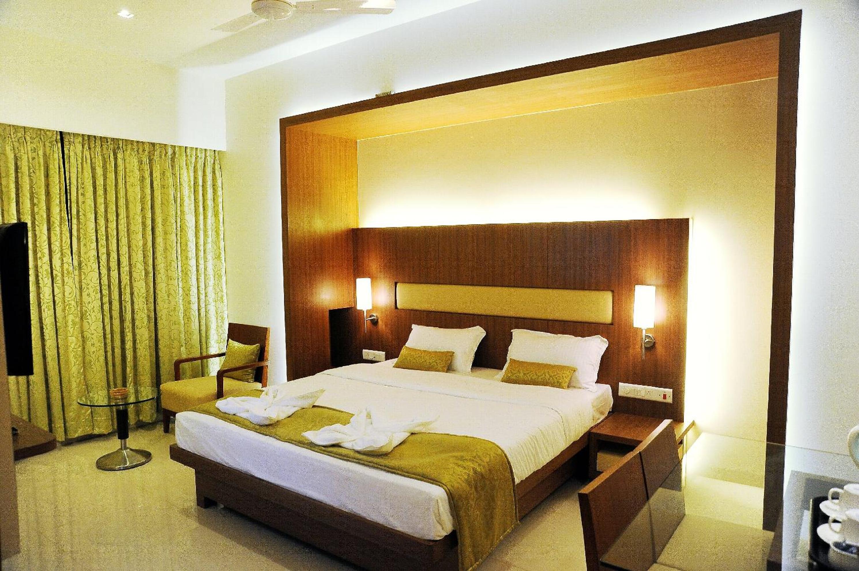 Hotel Sea Fans Mandvi Beach view 2