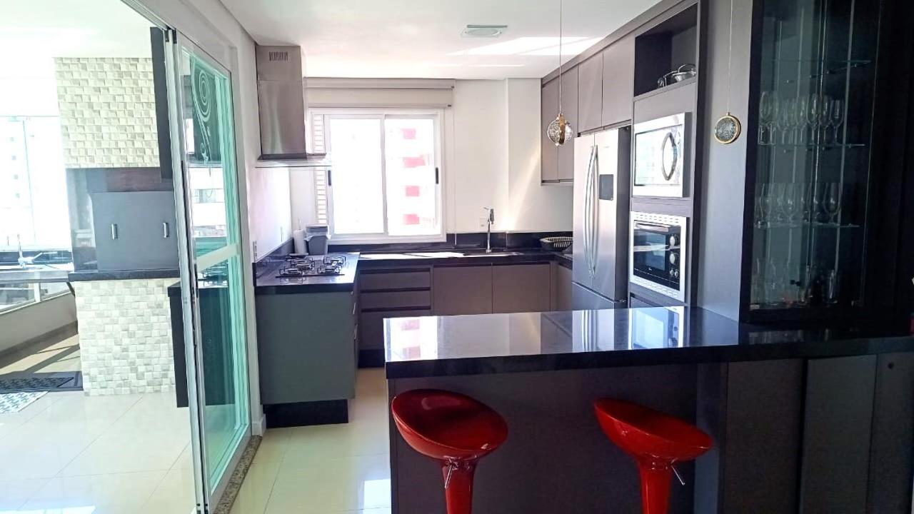Apartamento praia Balneário Camboriú