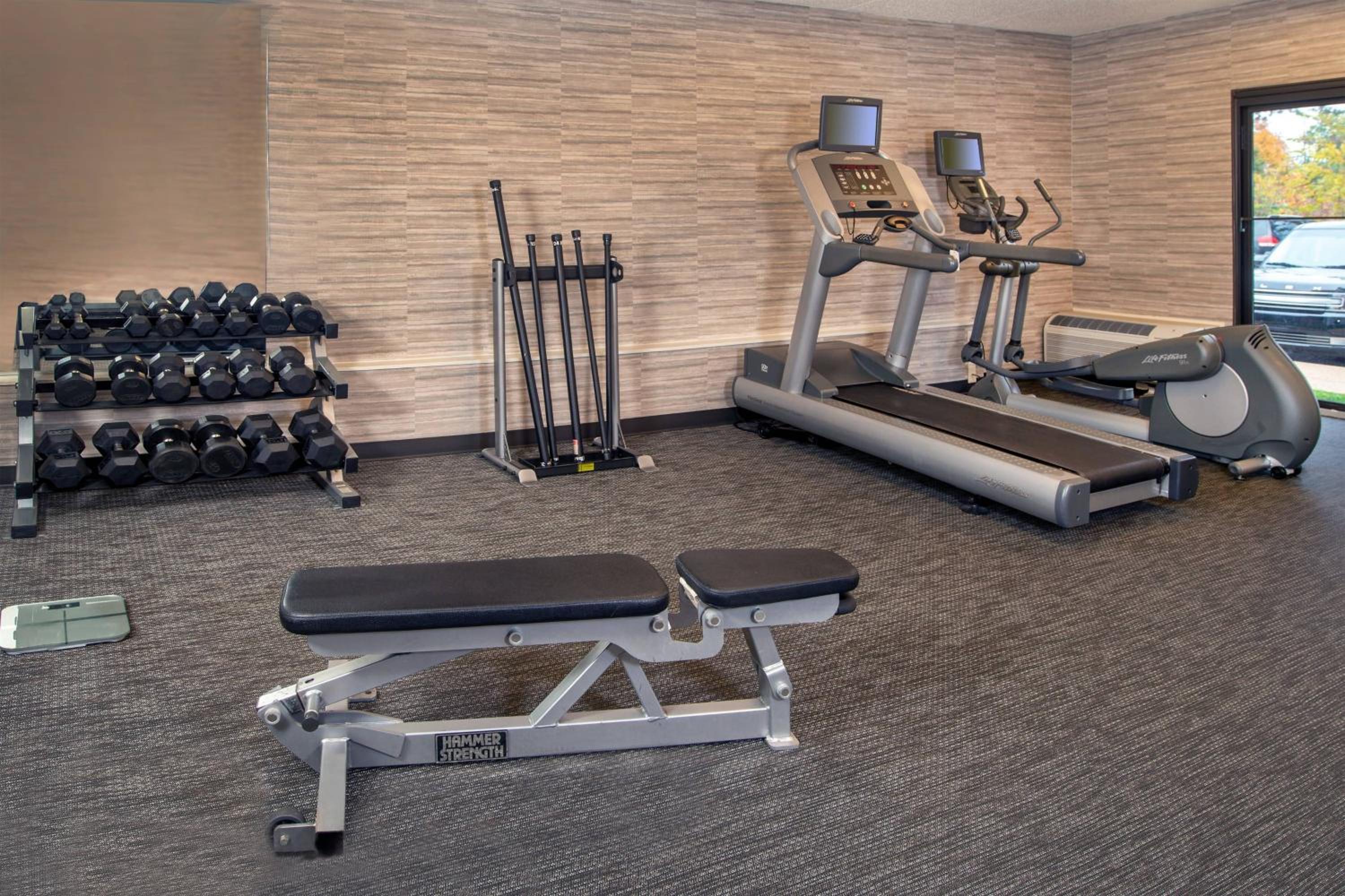 Courtyard by Marriott Dulles Airport Herndon/Reston - Property Image 21